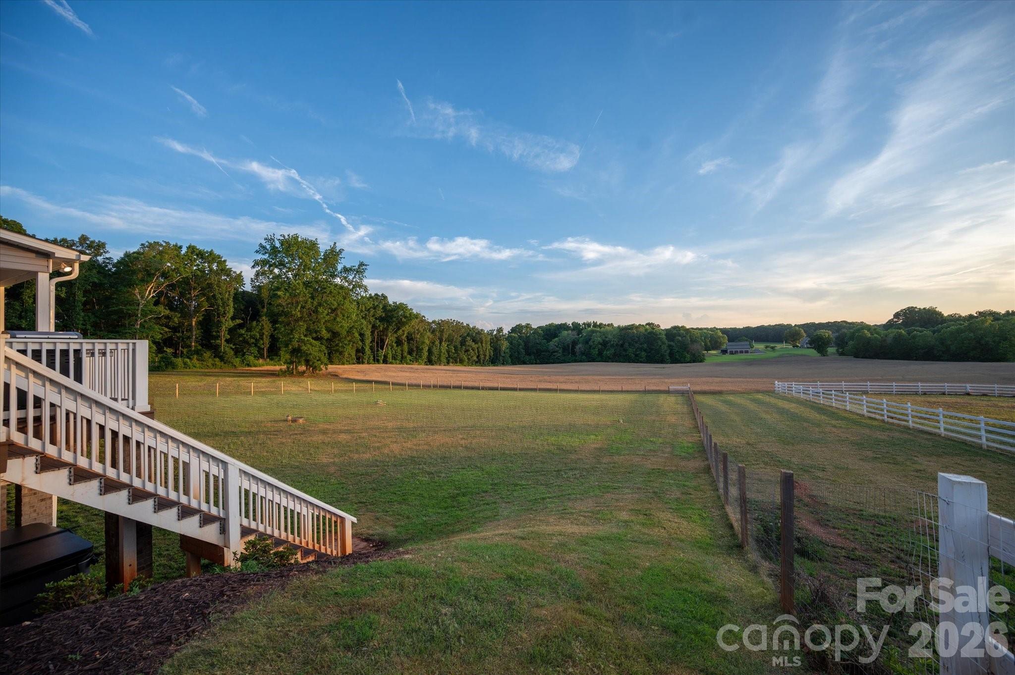 main property photo 40