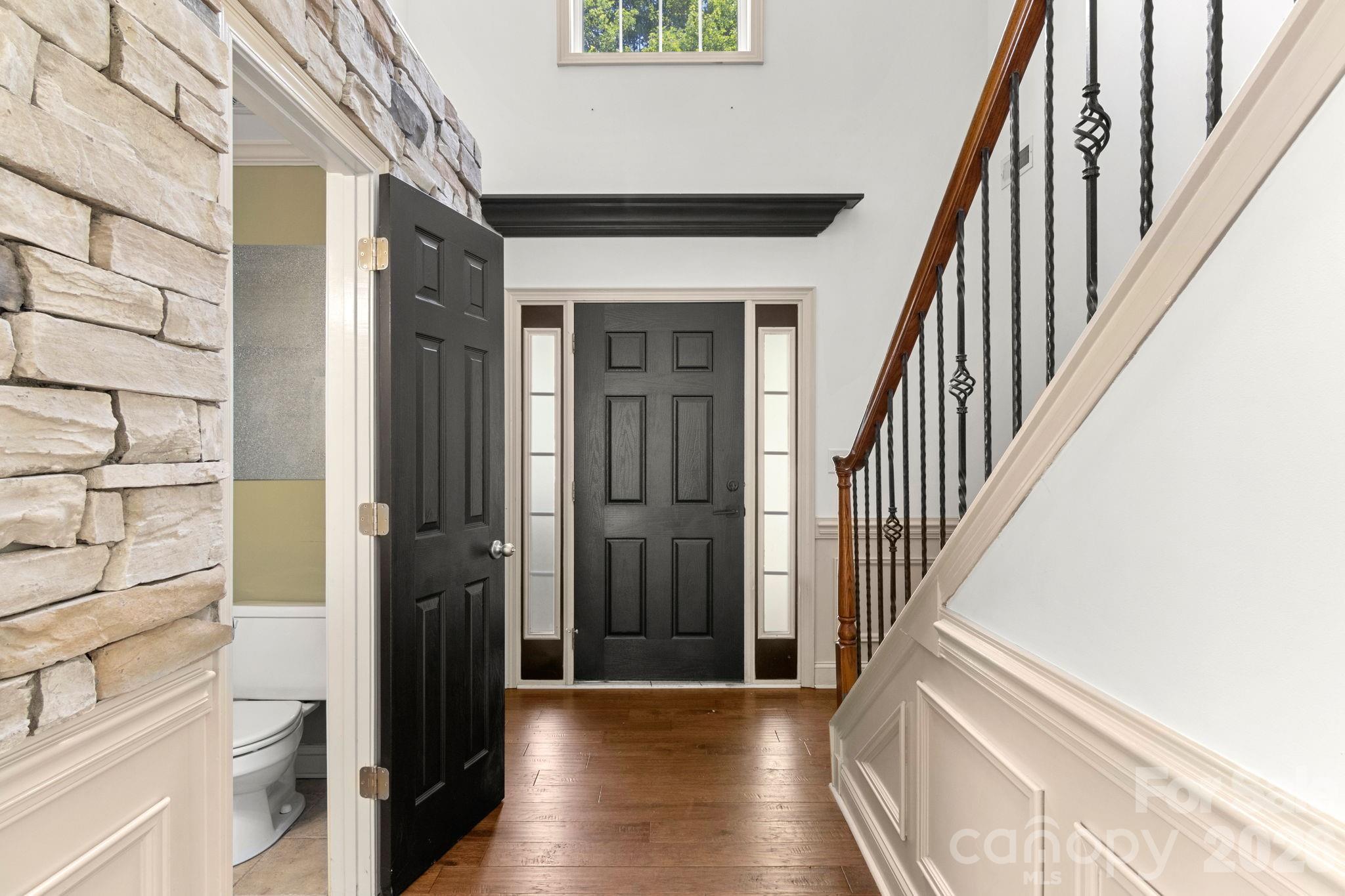 main property photo 4