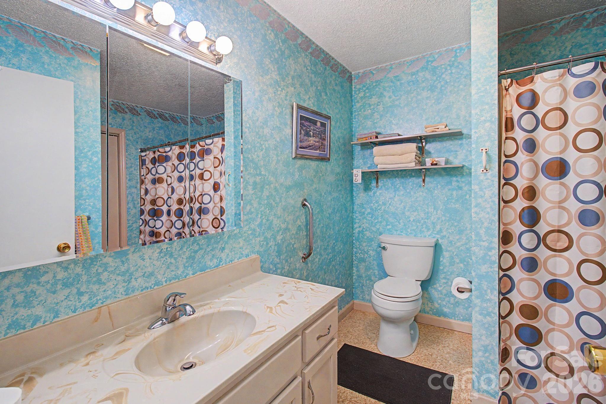 main property photo 20