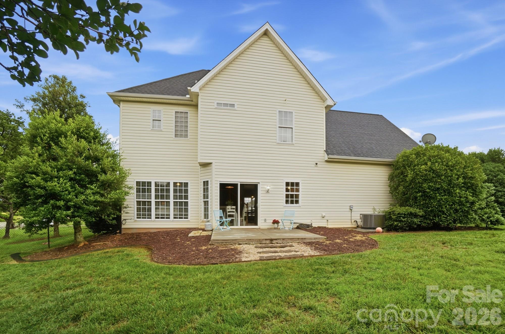 main property photo 41