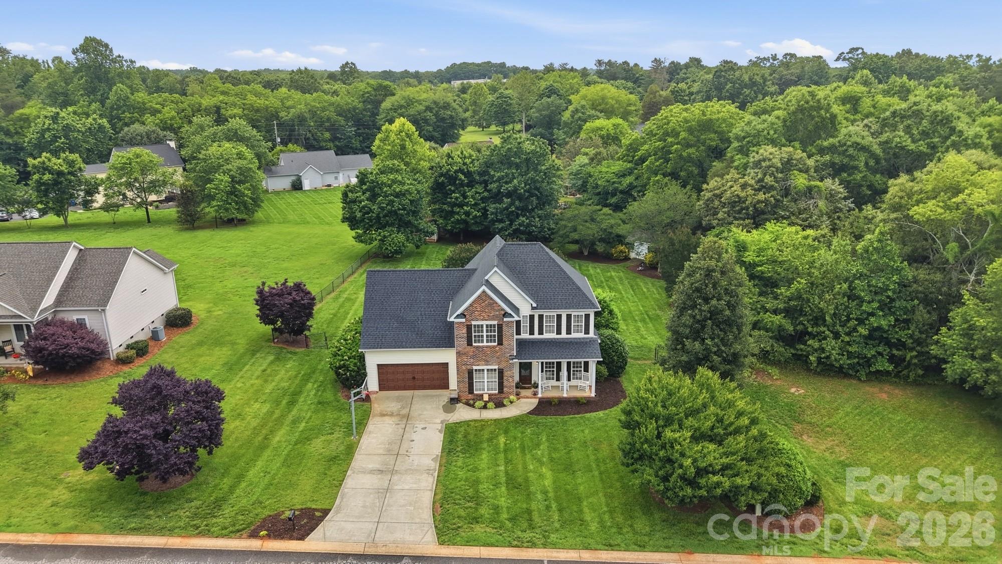 main property photo 6