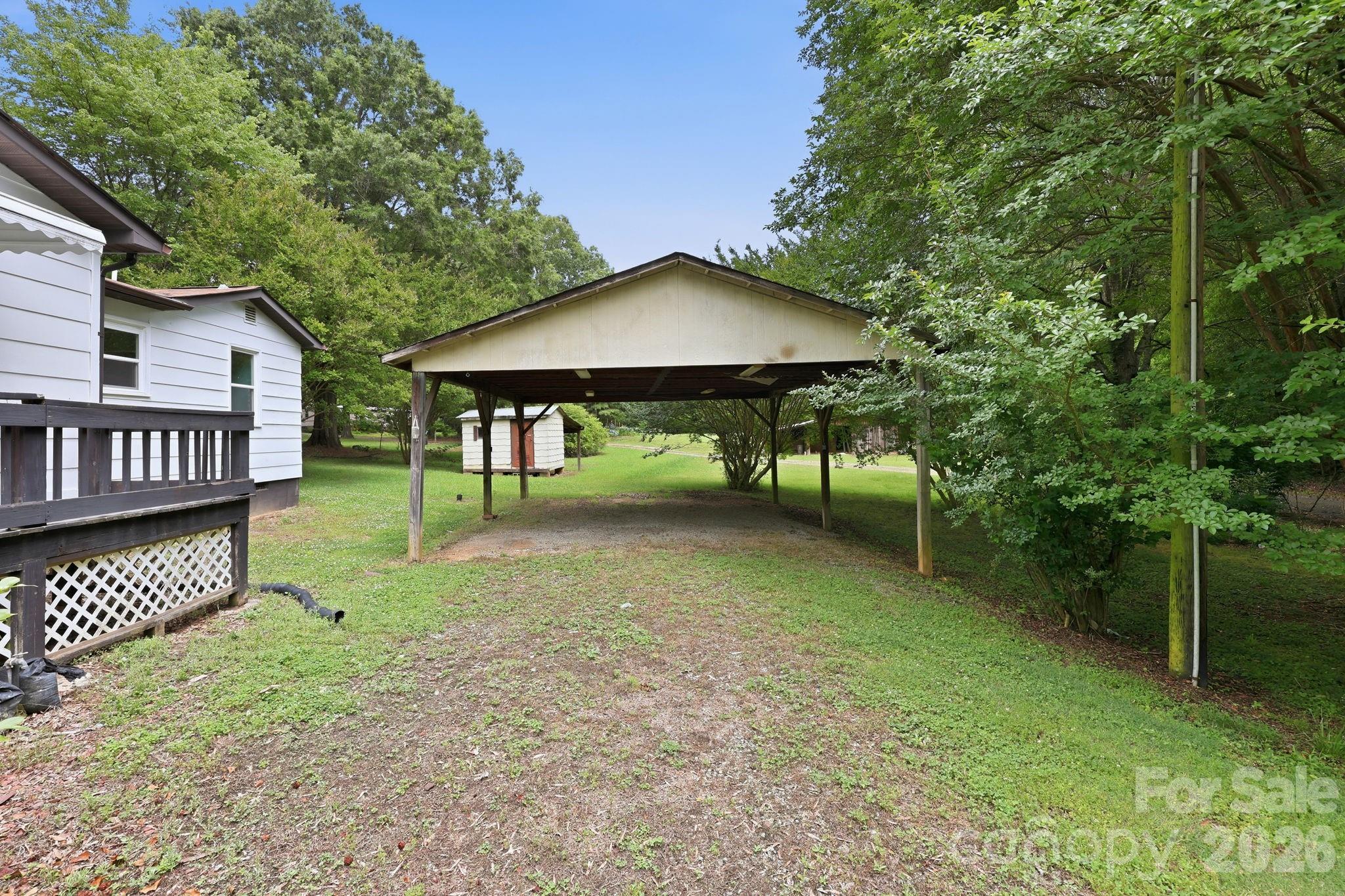 main property photo 34