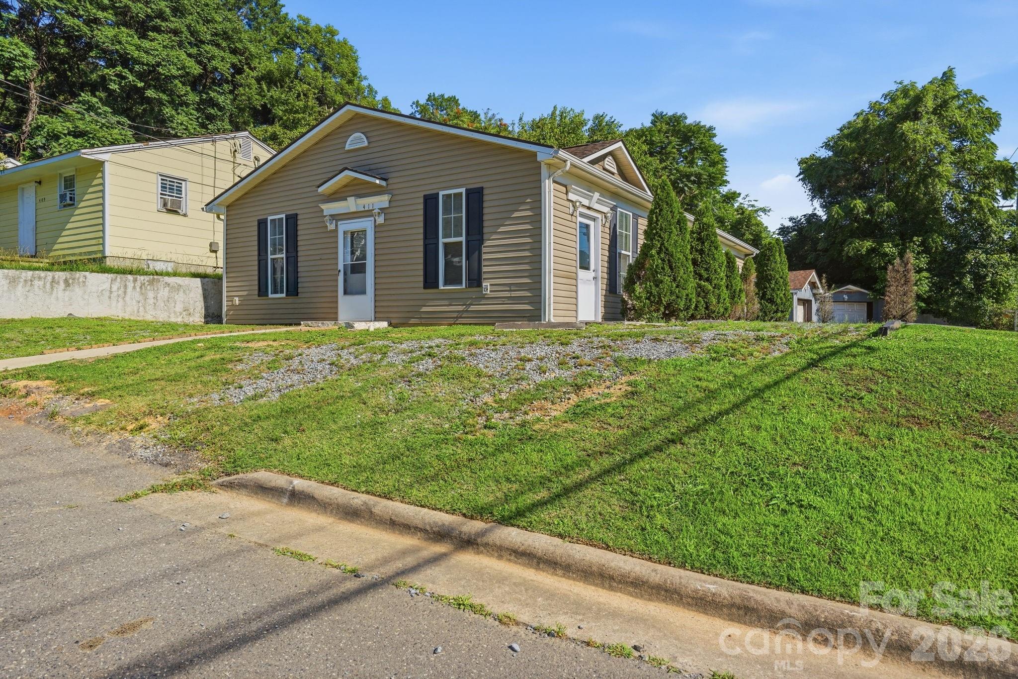 main property photo 2