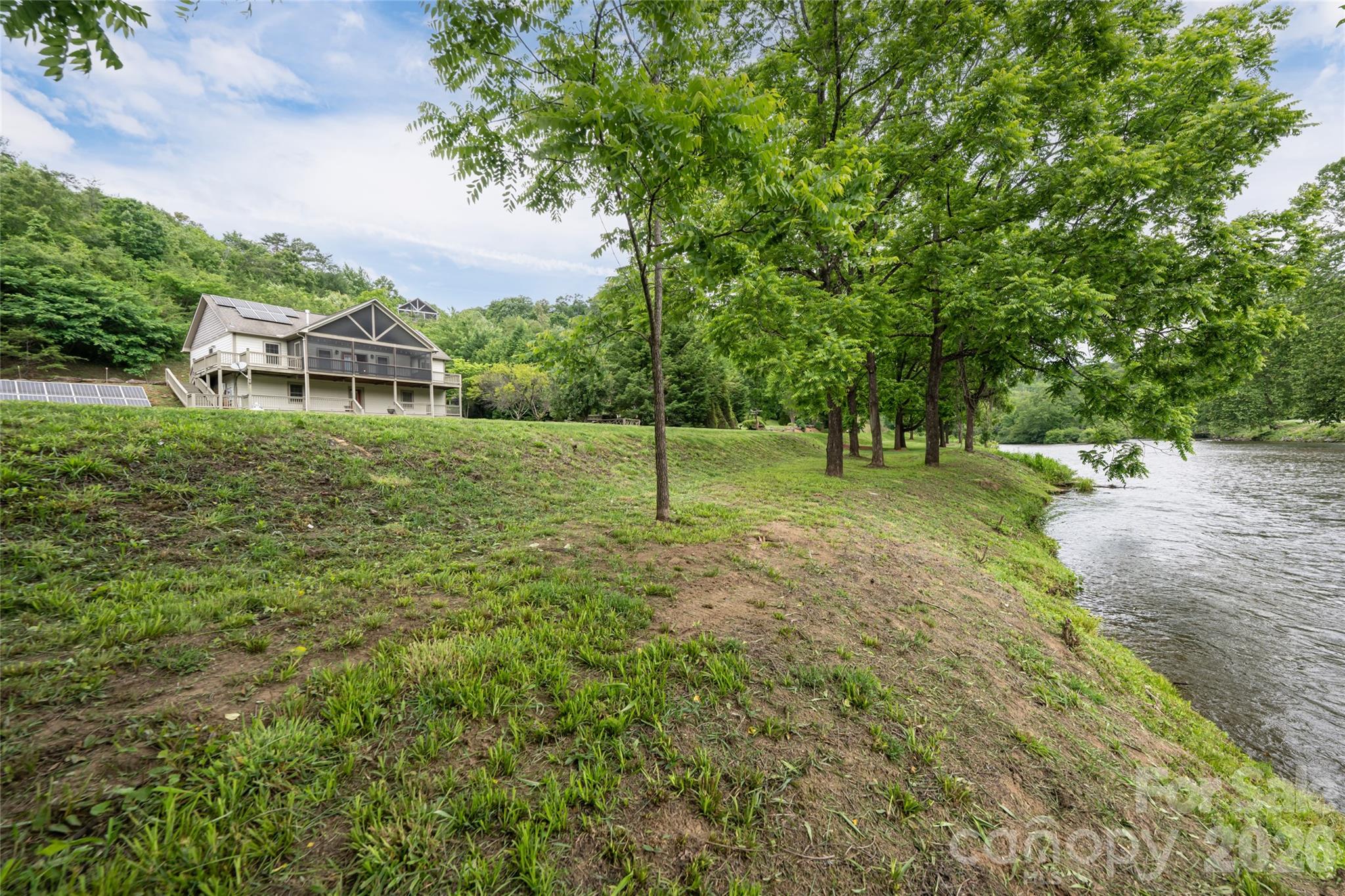 main property photo 35