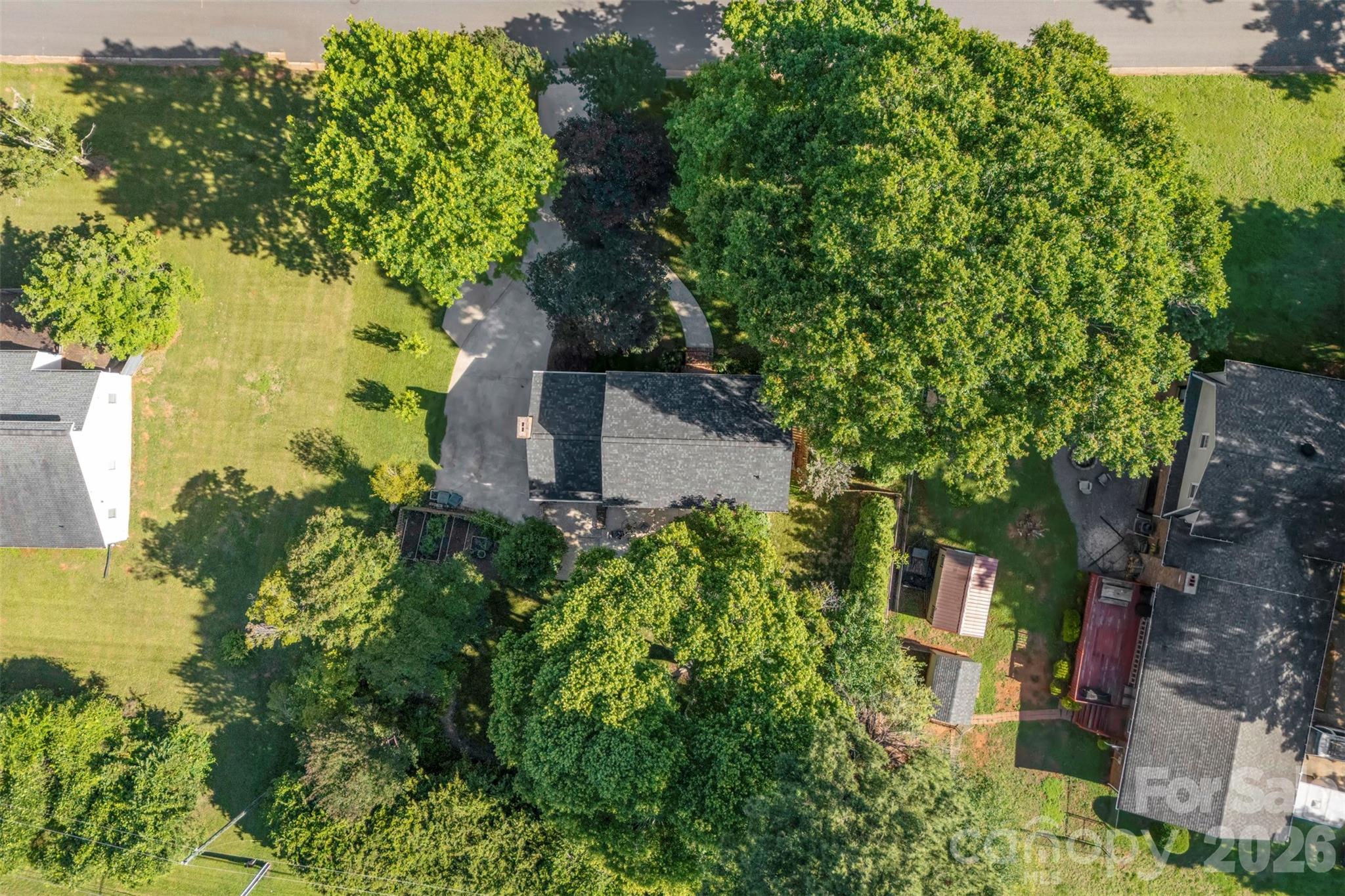 main property photo 35
