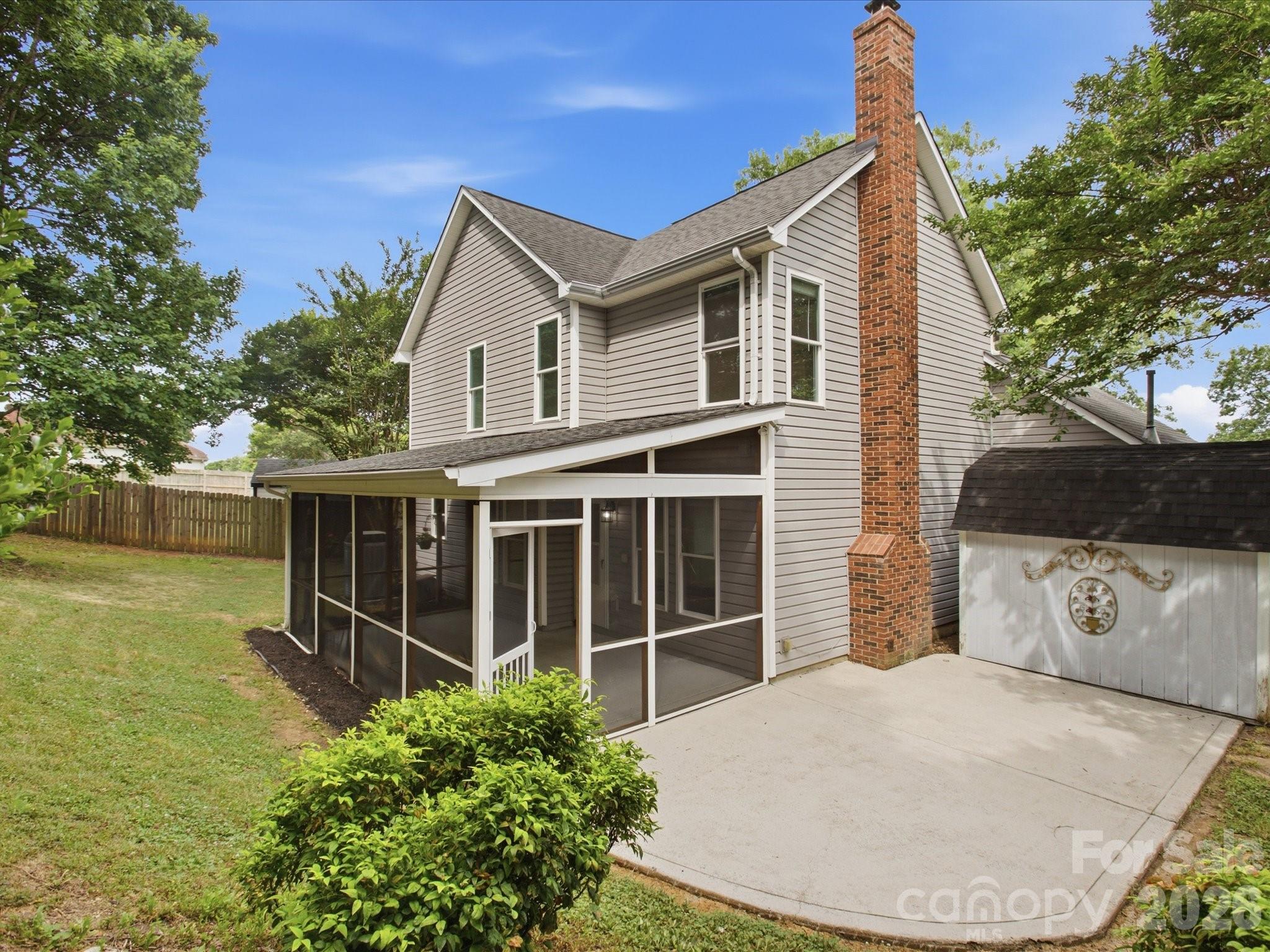 main property photo 21