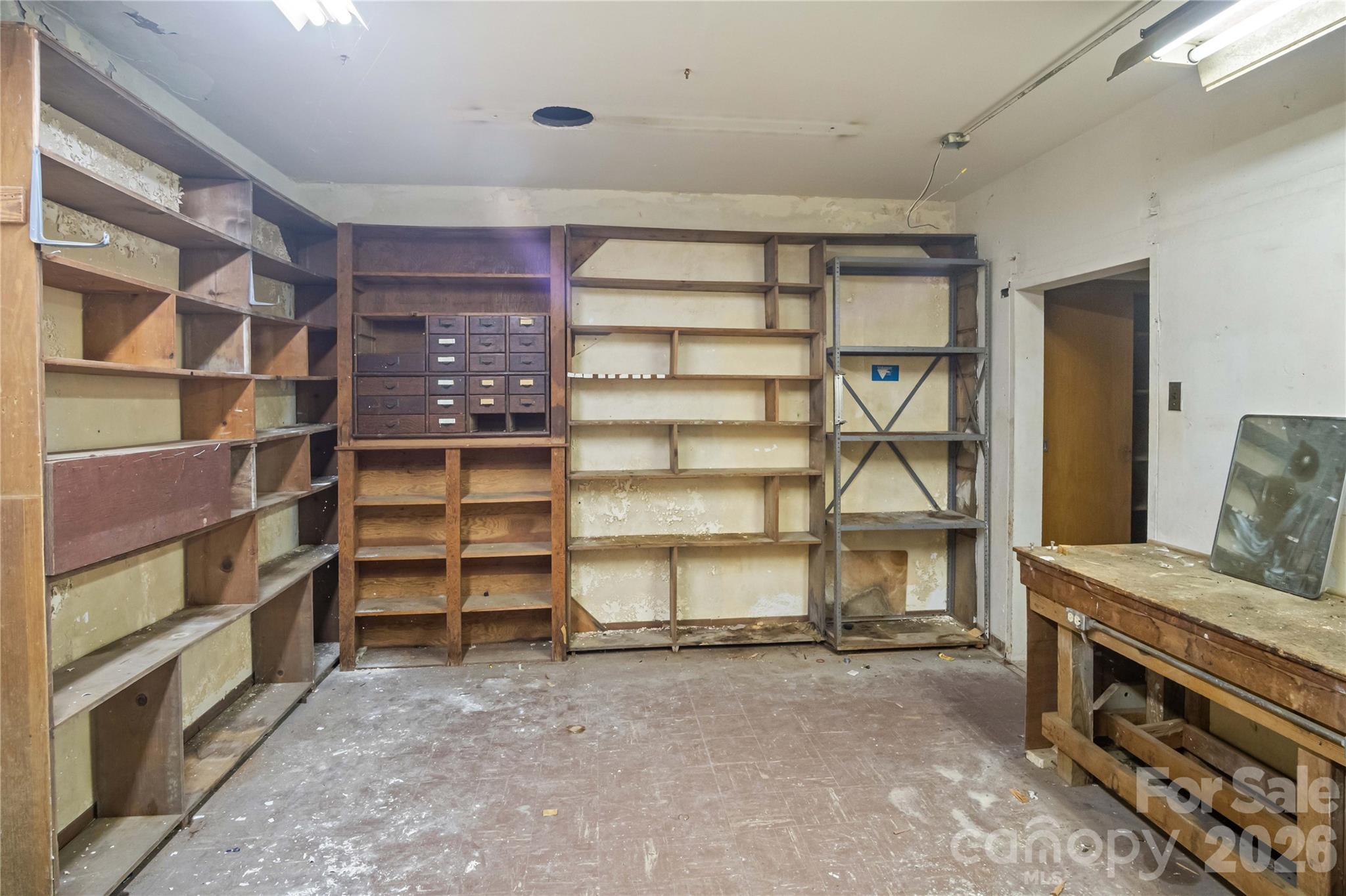 main property photo 31