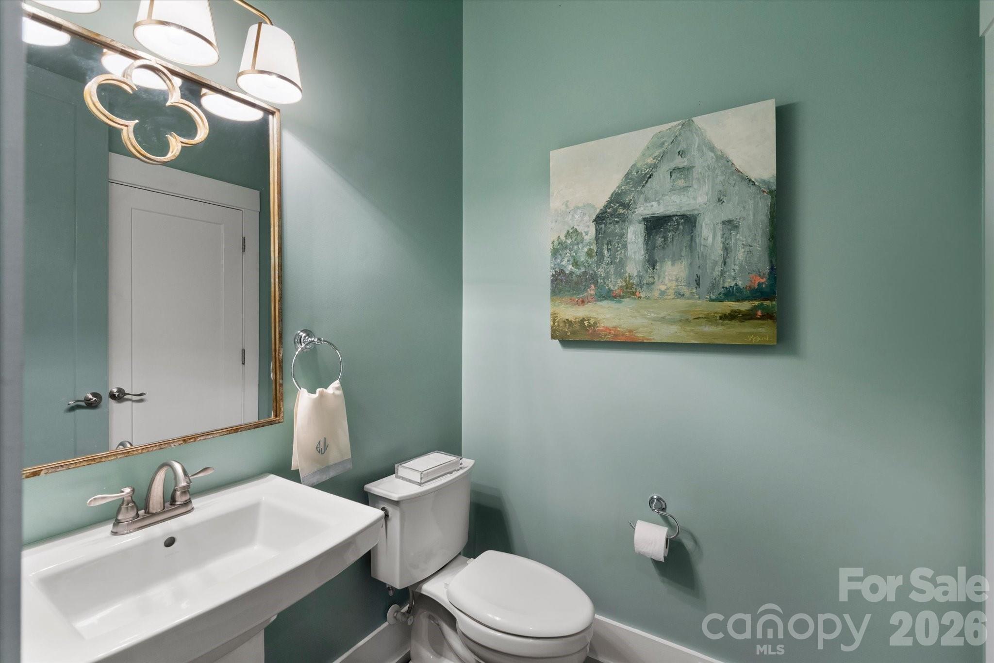 main property photo 23