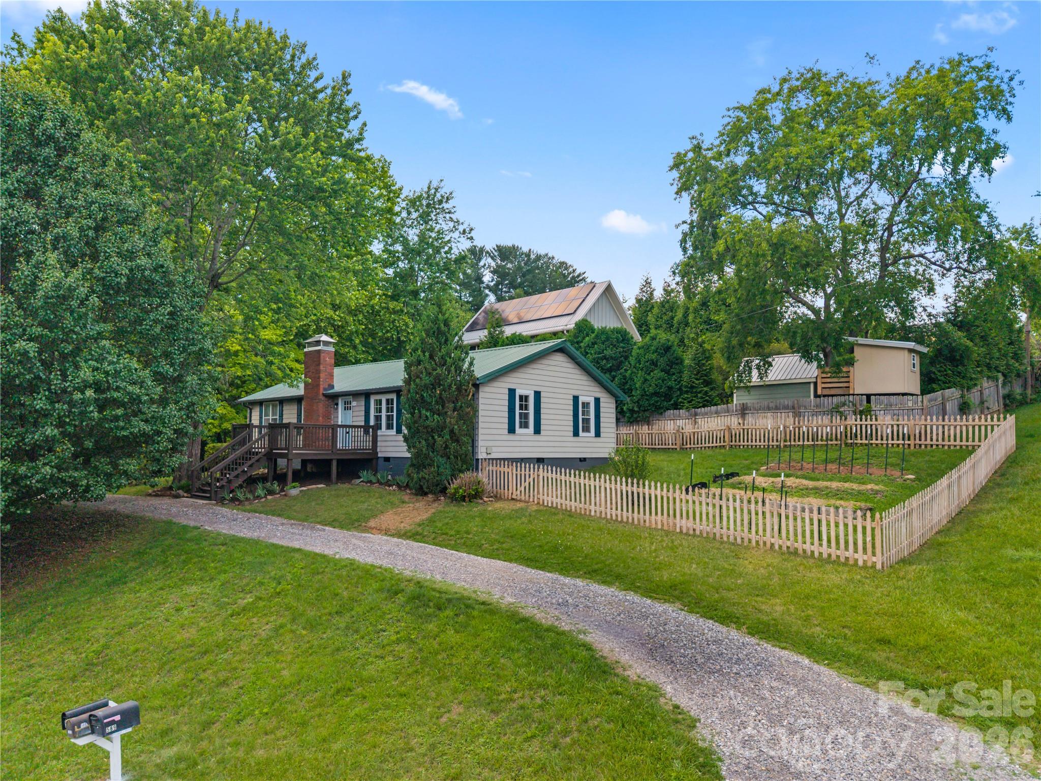 main property photo 2