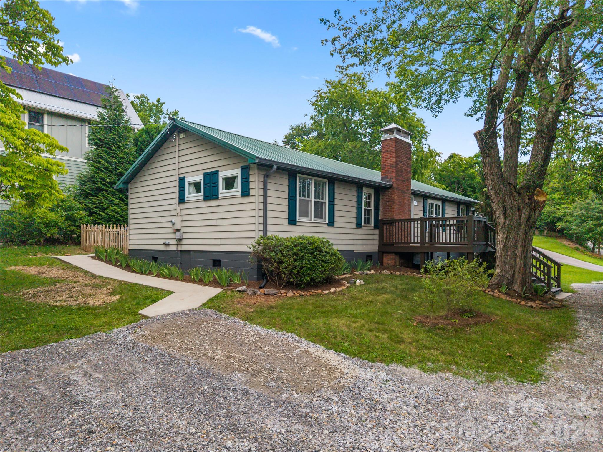 main property photo 25