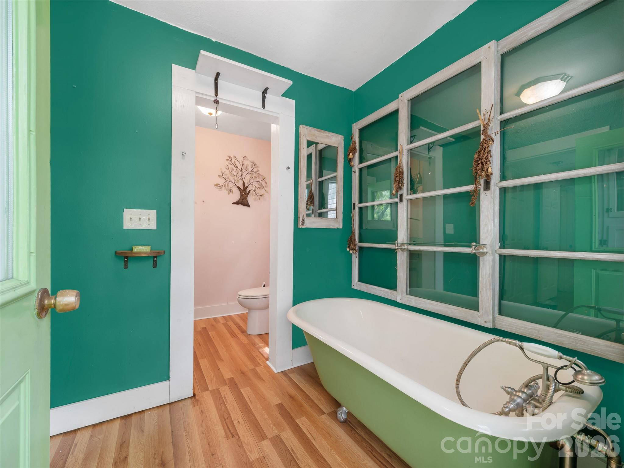main property photo 20