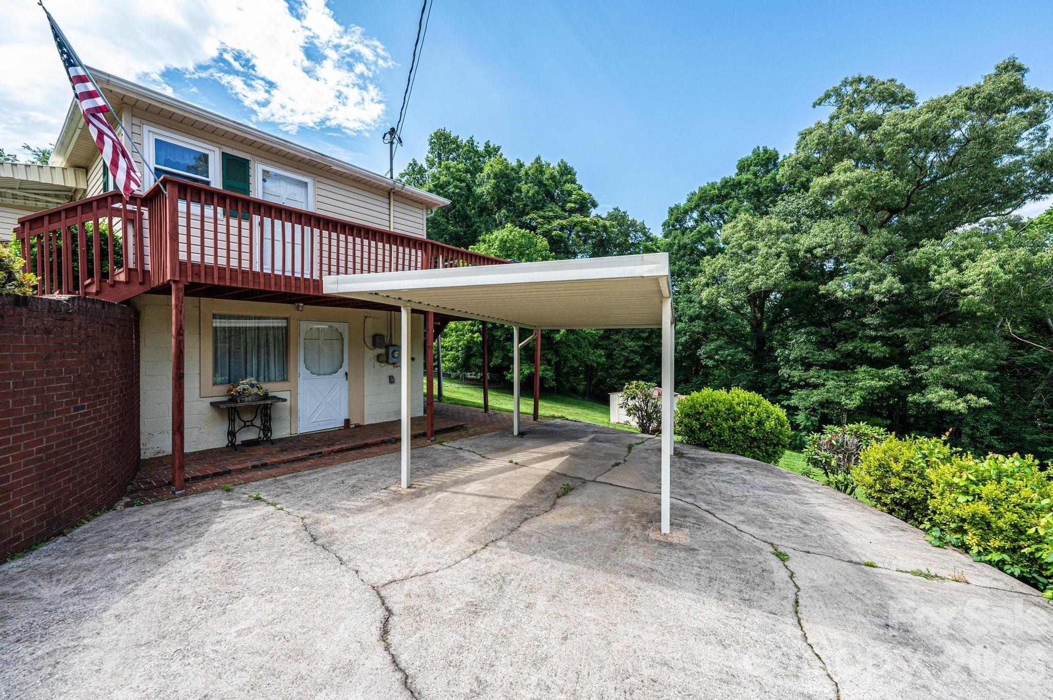 main property photo 20