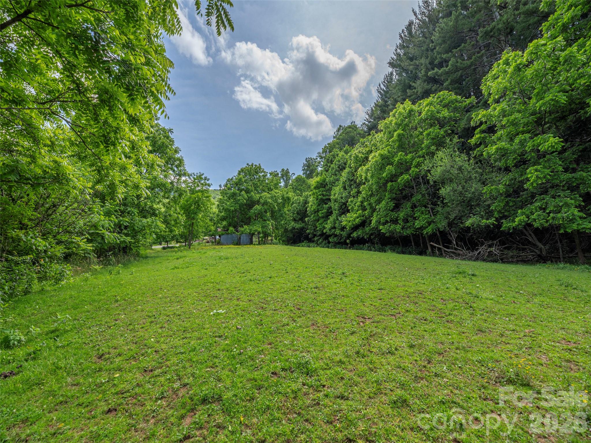 main property photo 11
