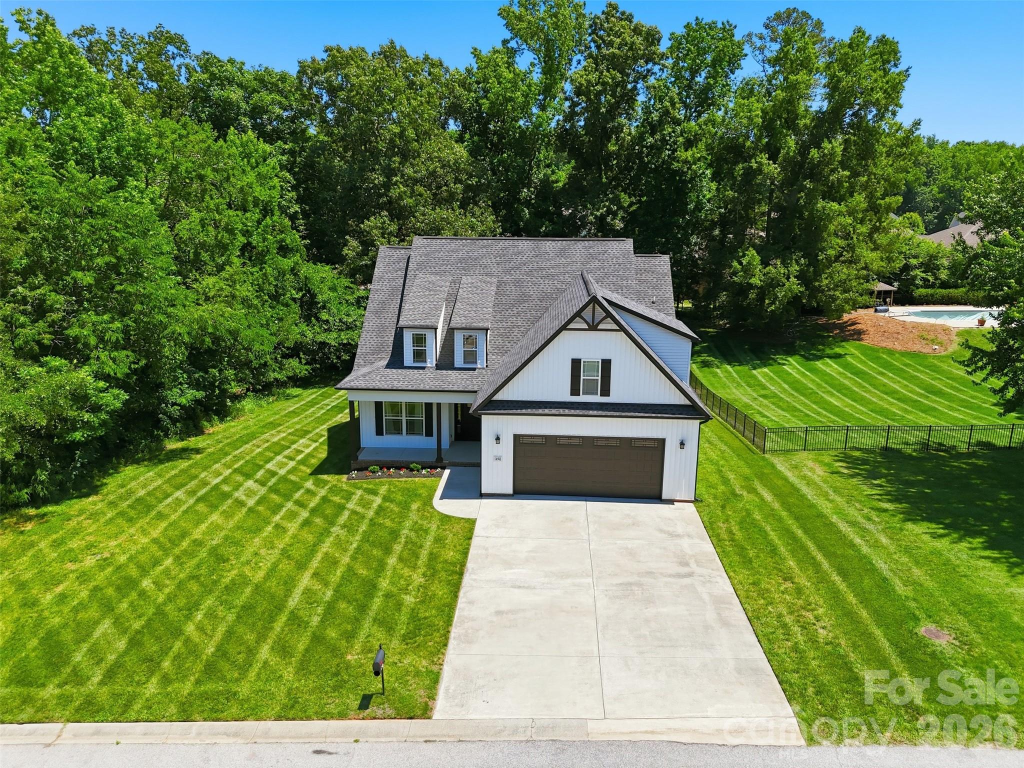 main property photo 41