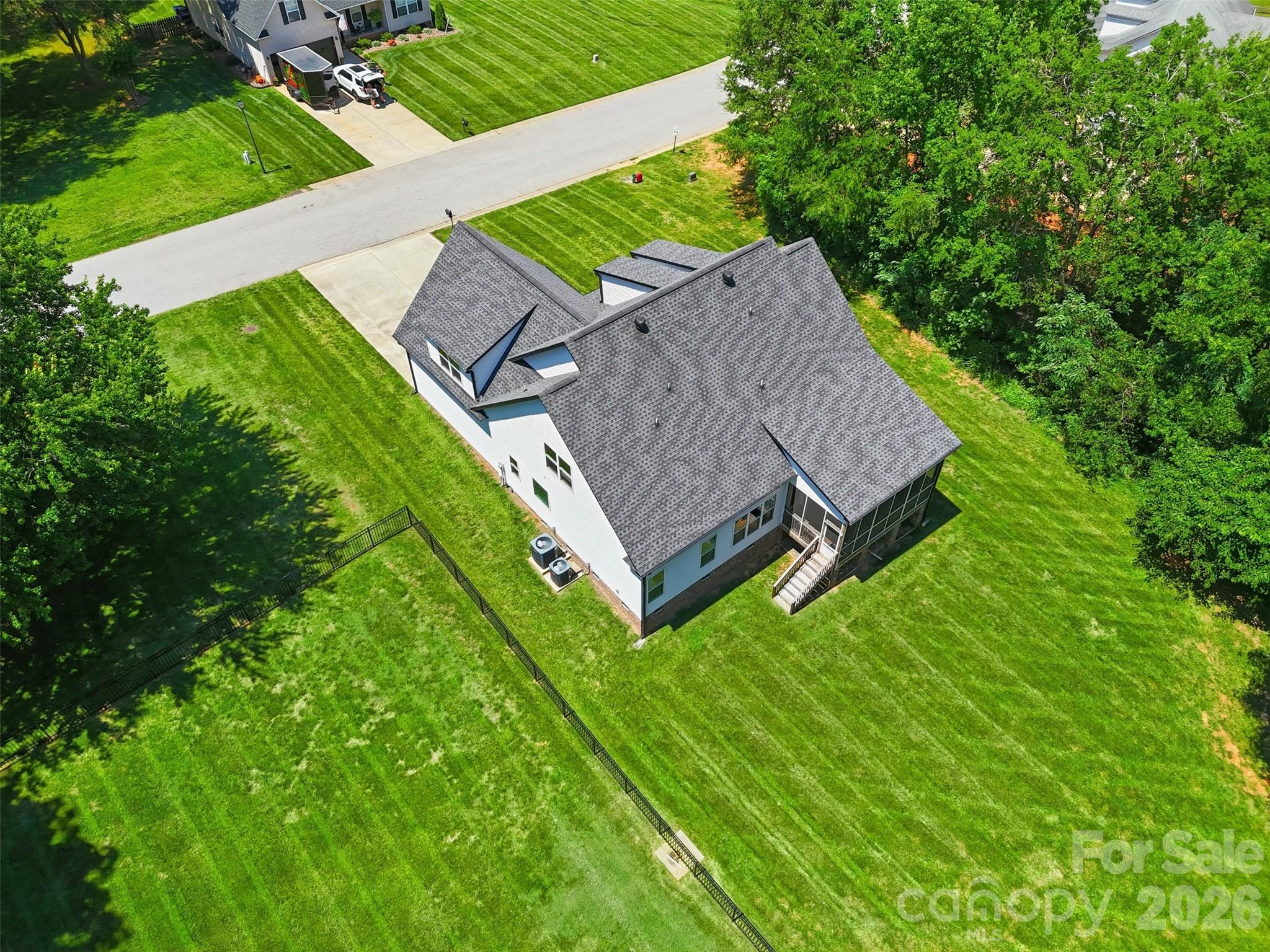 main property photo 43
