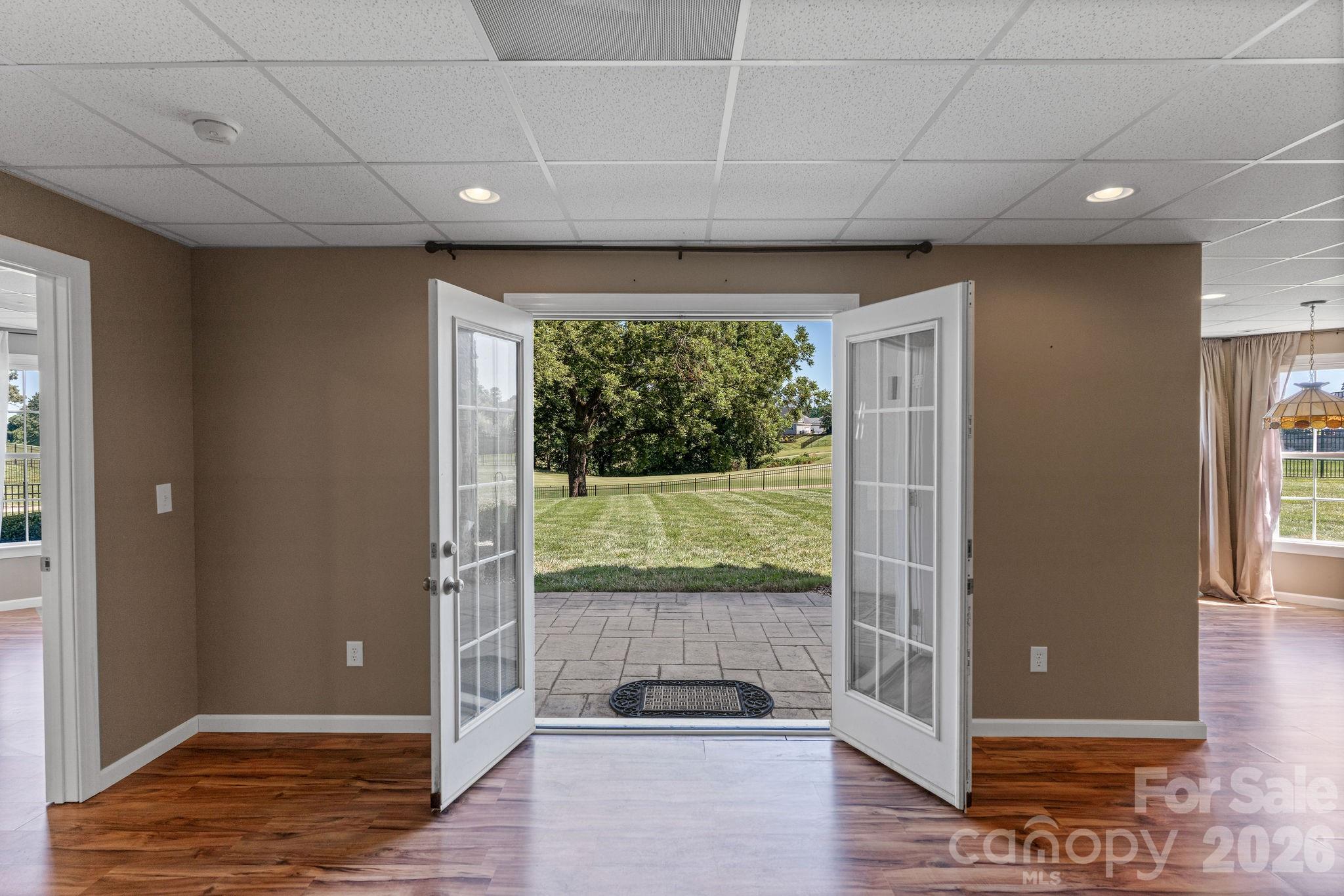 main property photo 32