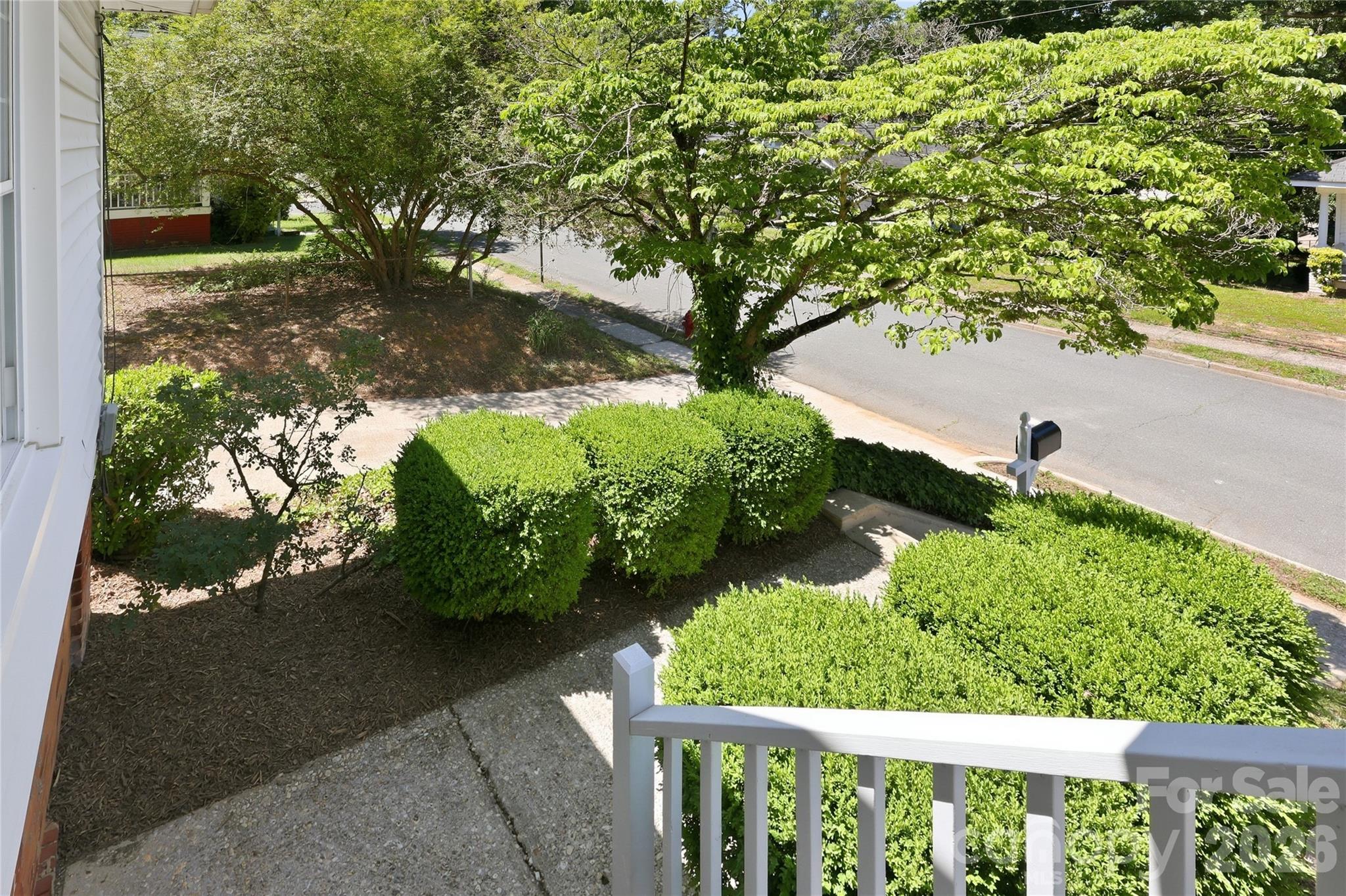 main property photo 33