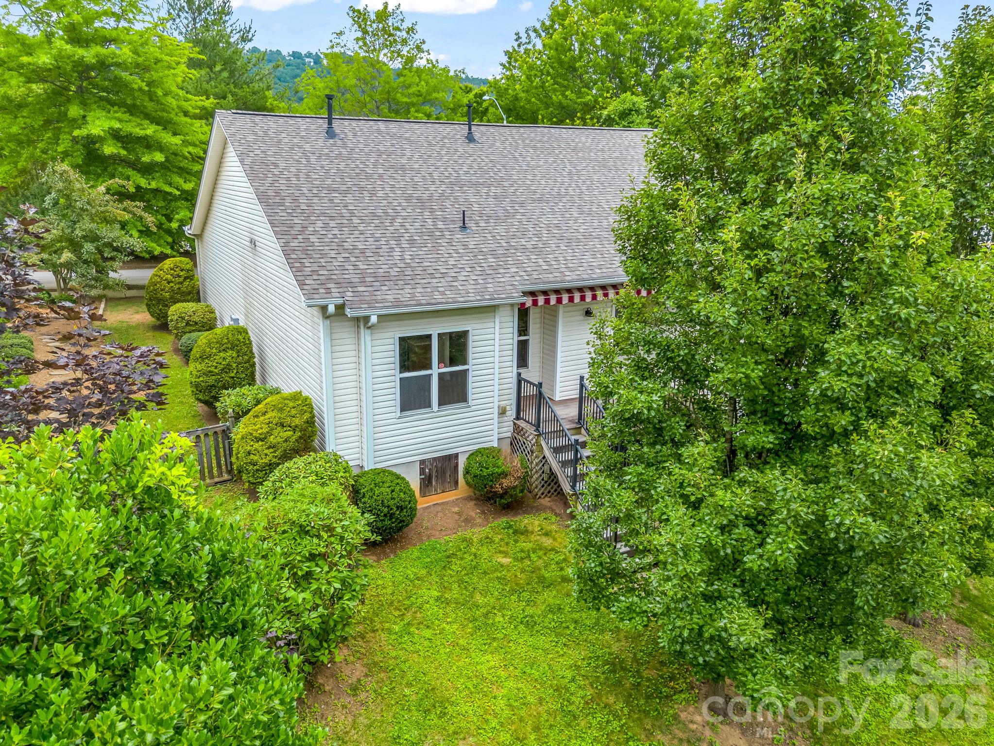 main property photo 27