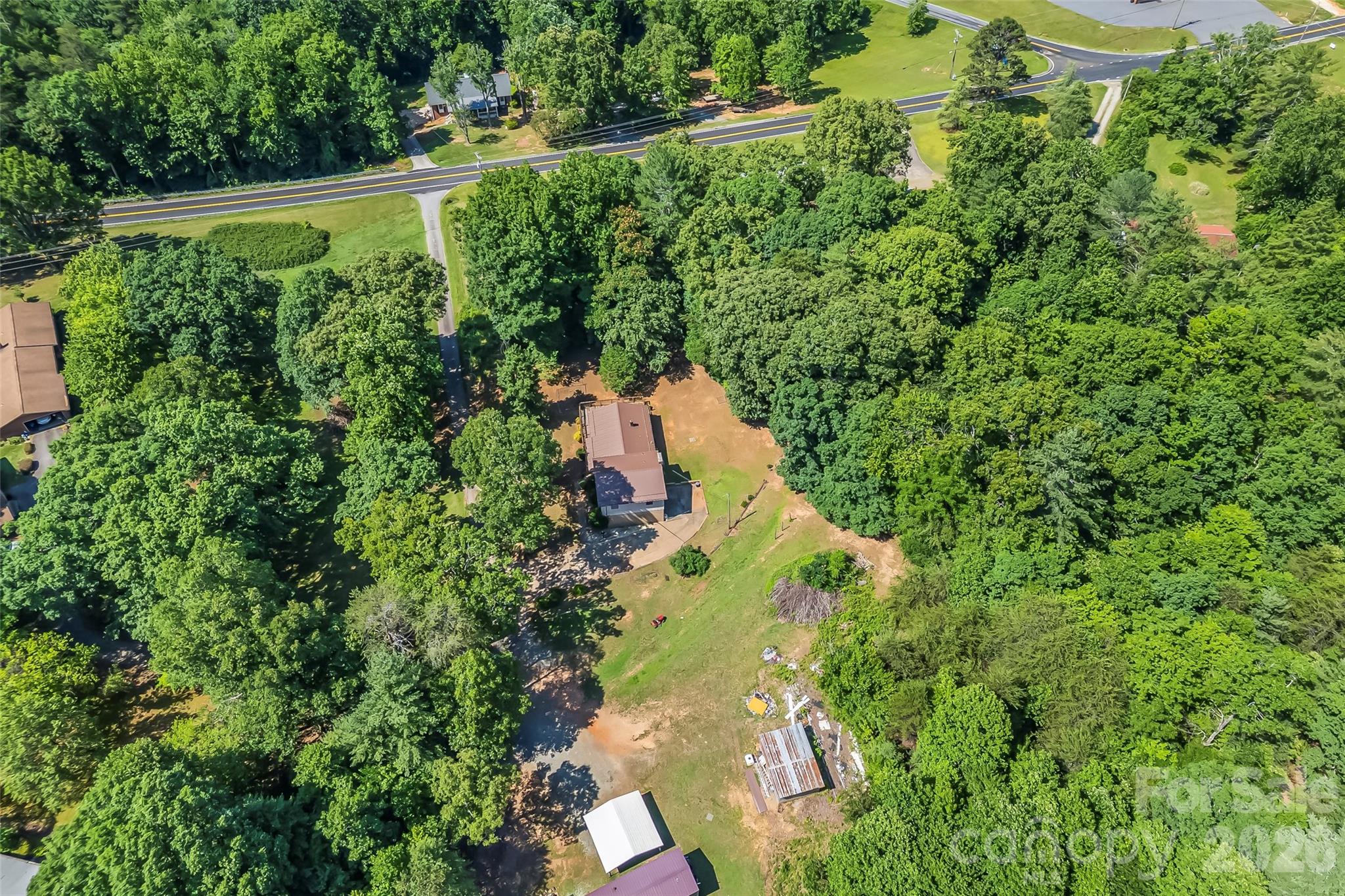 main property photo 24