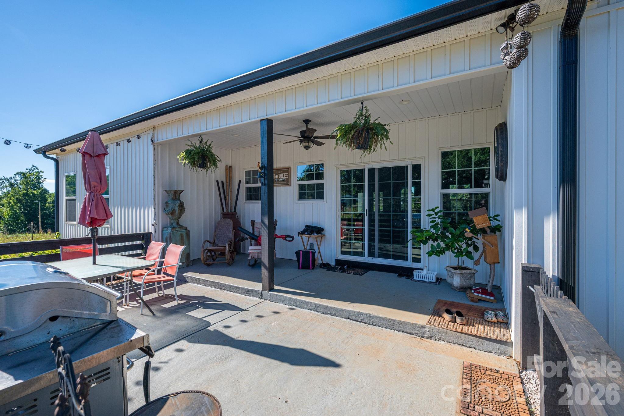main property photo 33