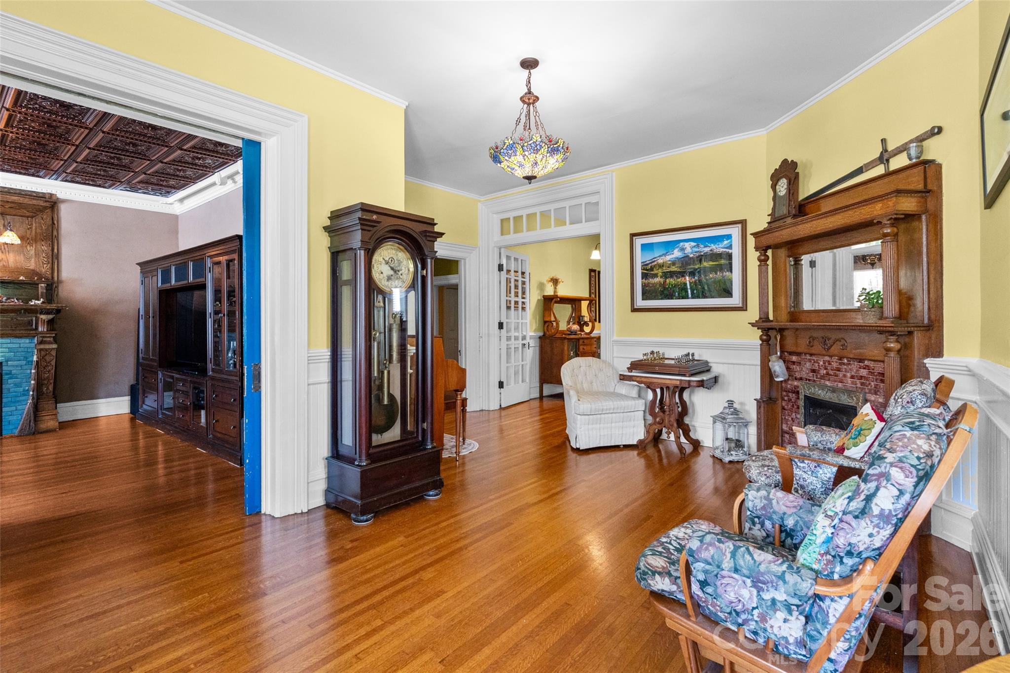 main property photo 7