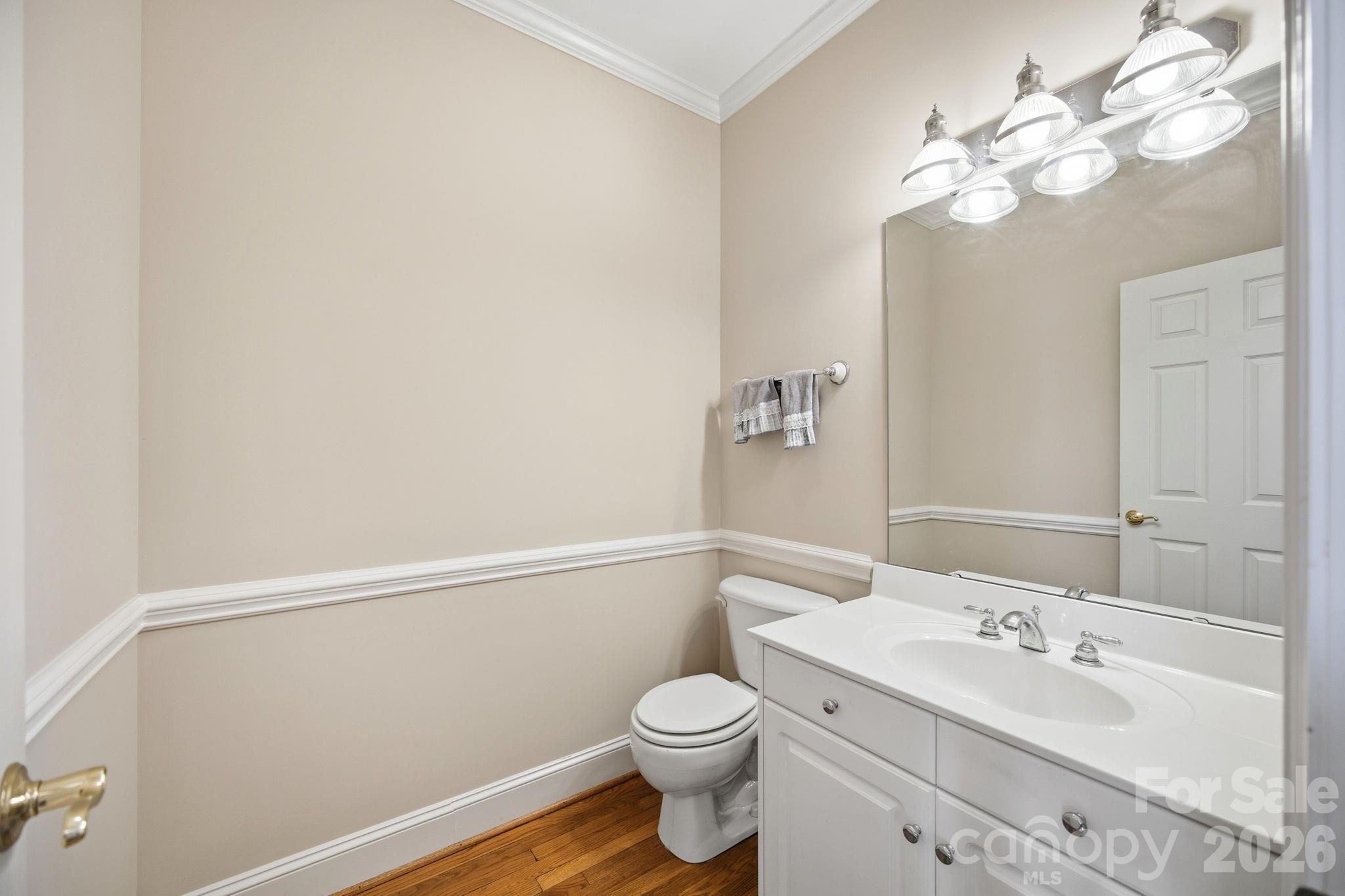 main property photo 12