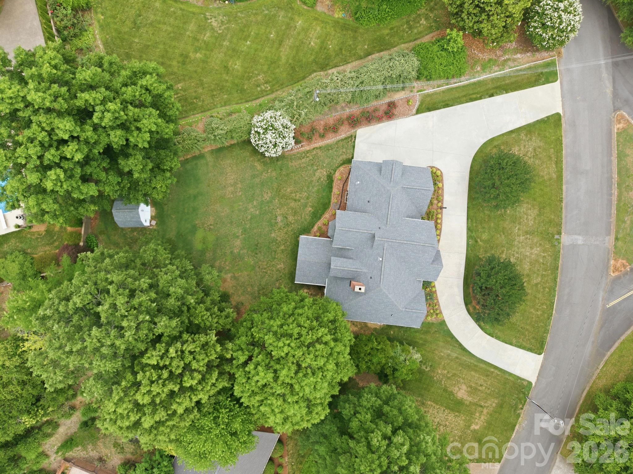 main property photo 41