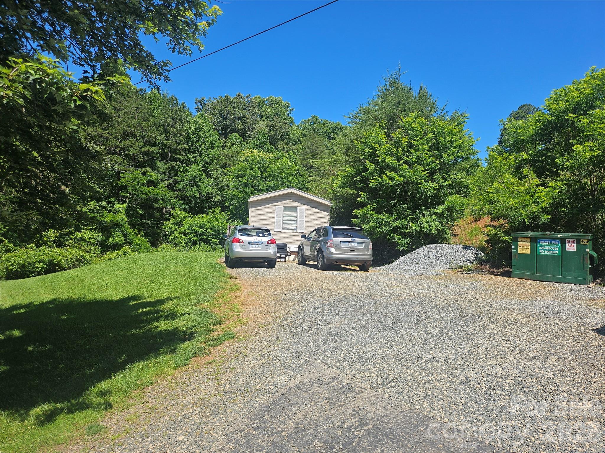 main property photo 8
