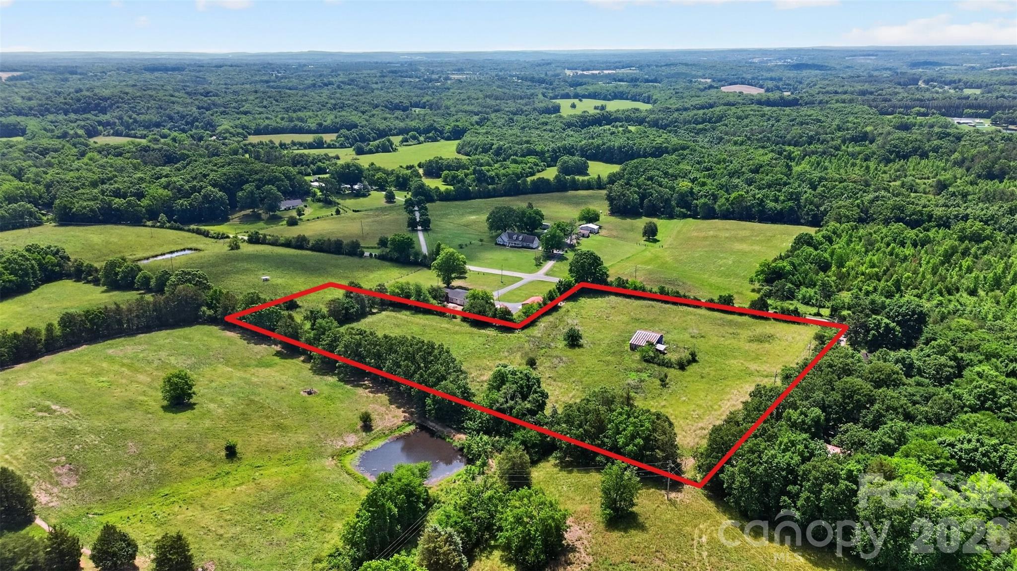 main property photo 6