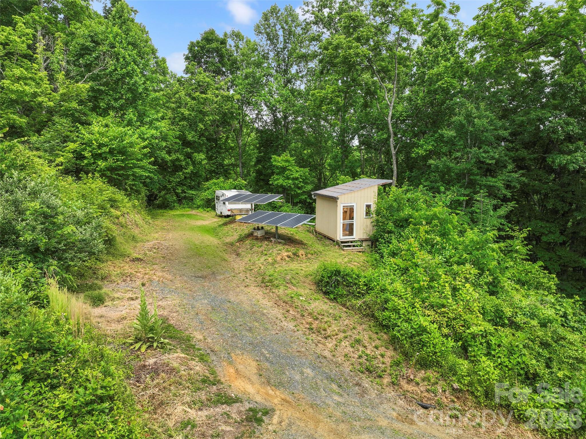 main property photo 15