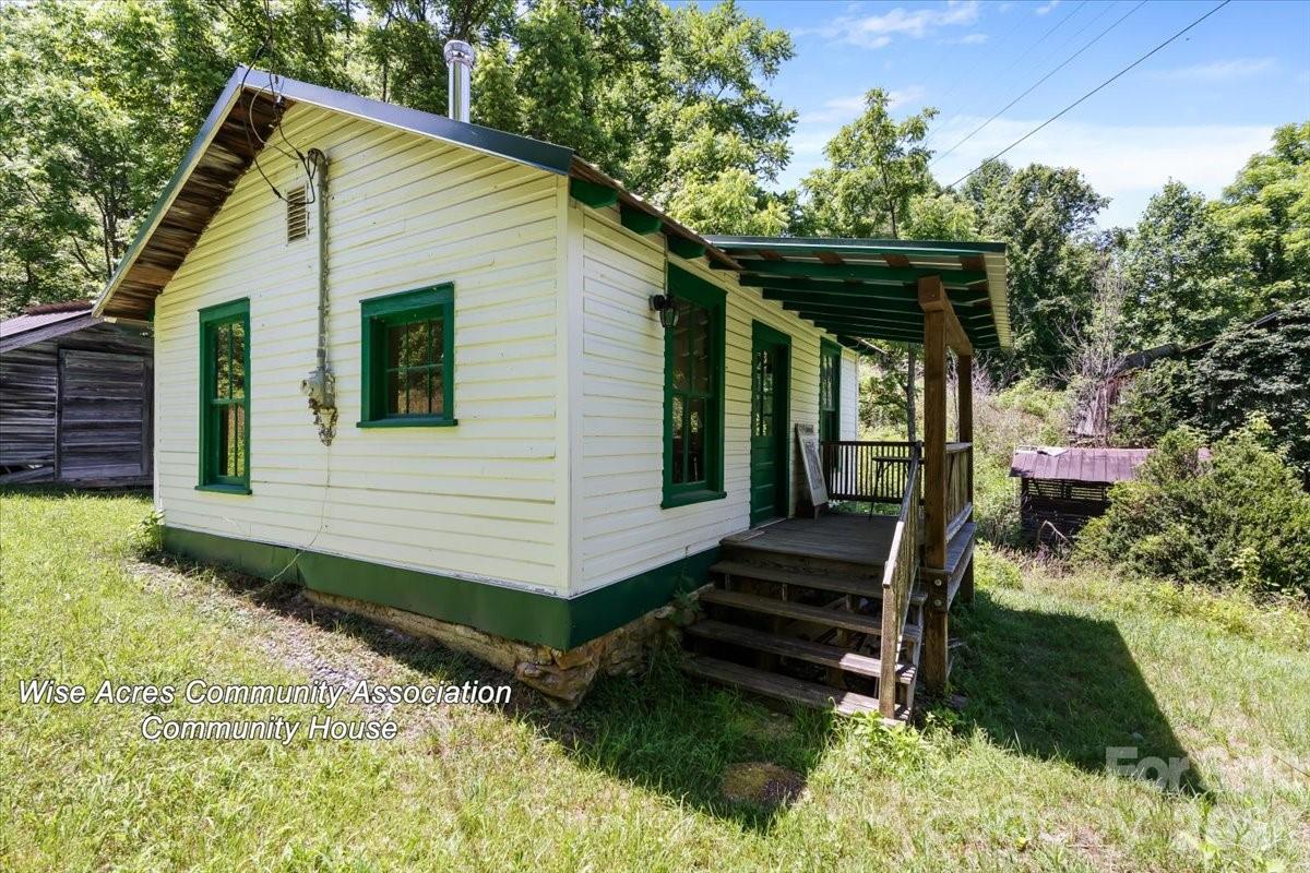 main property photo 40