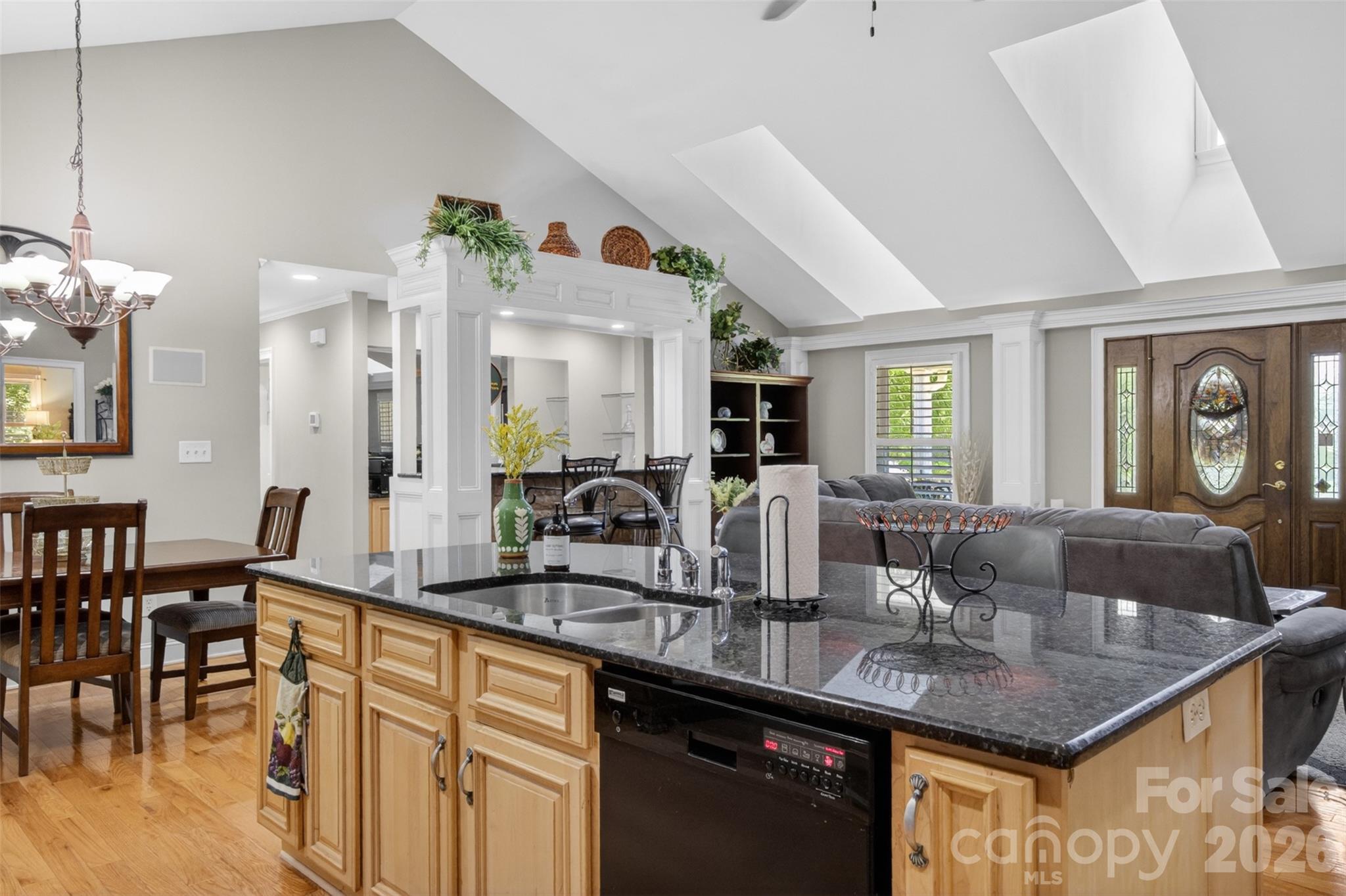 main property photo 18