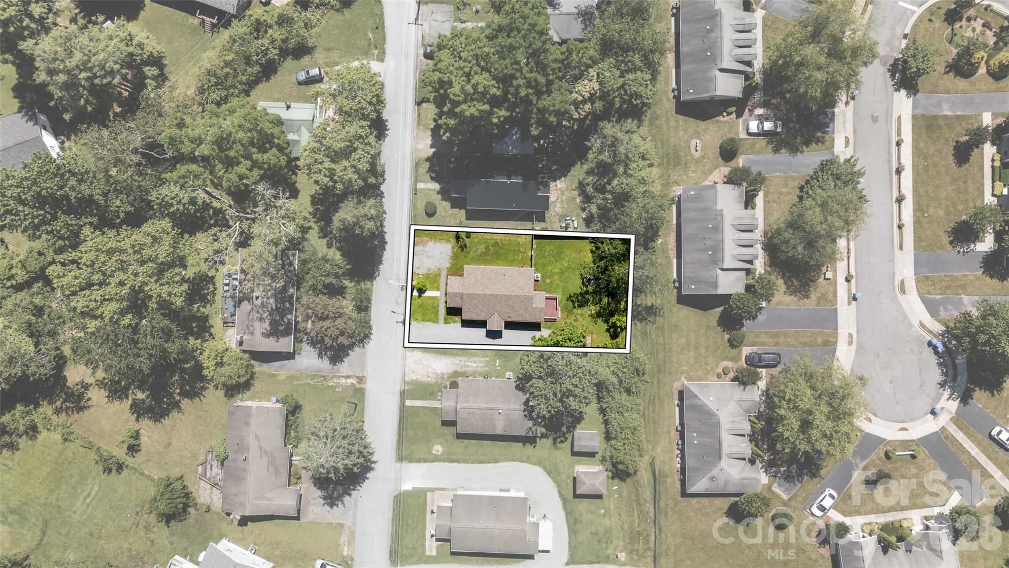 main property photo 27