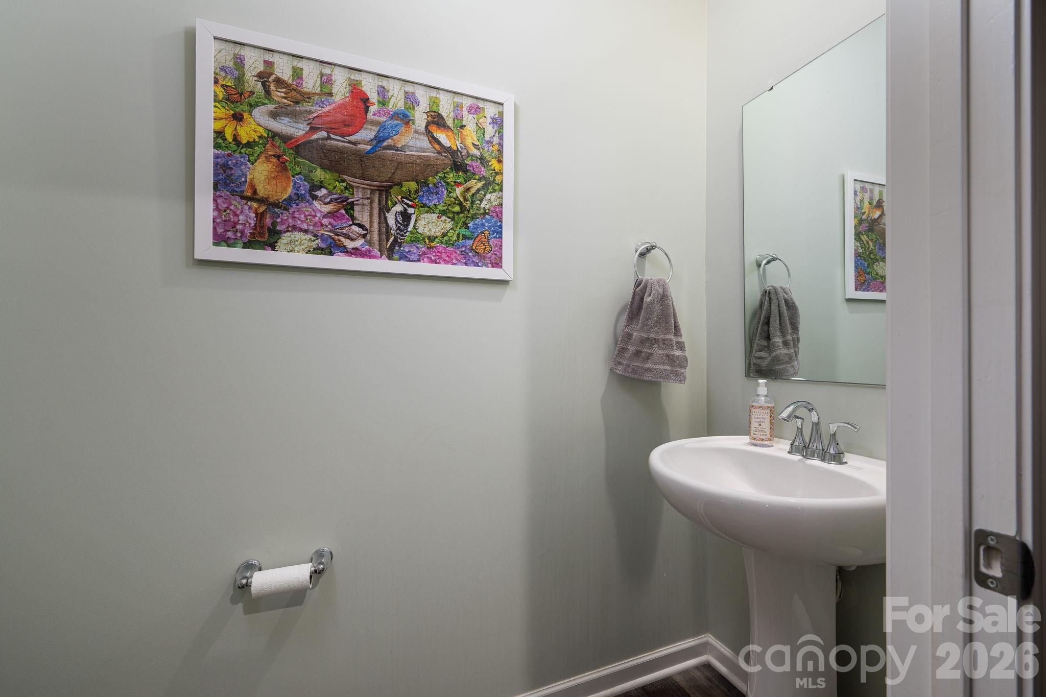 main property photo 6