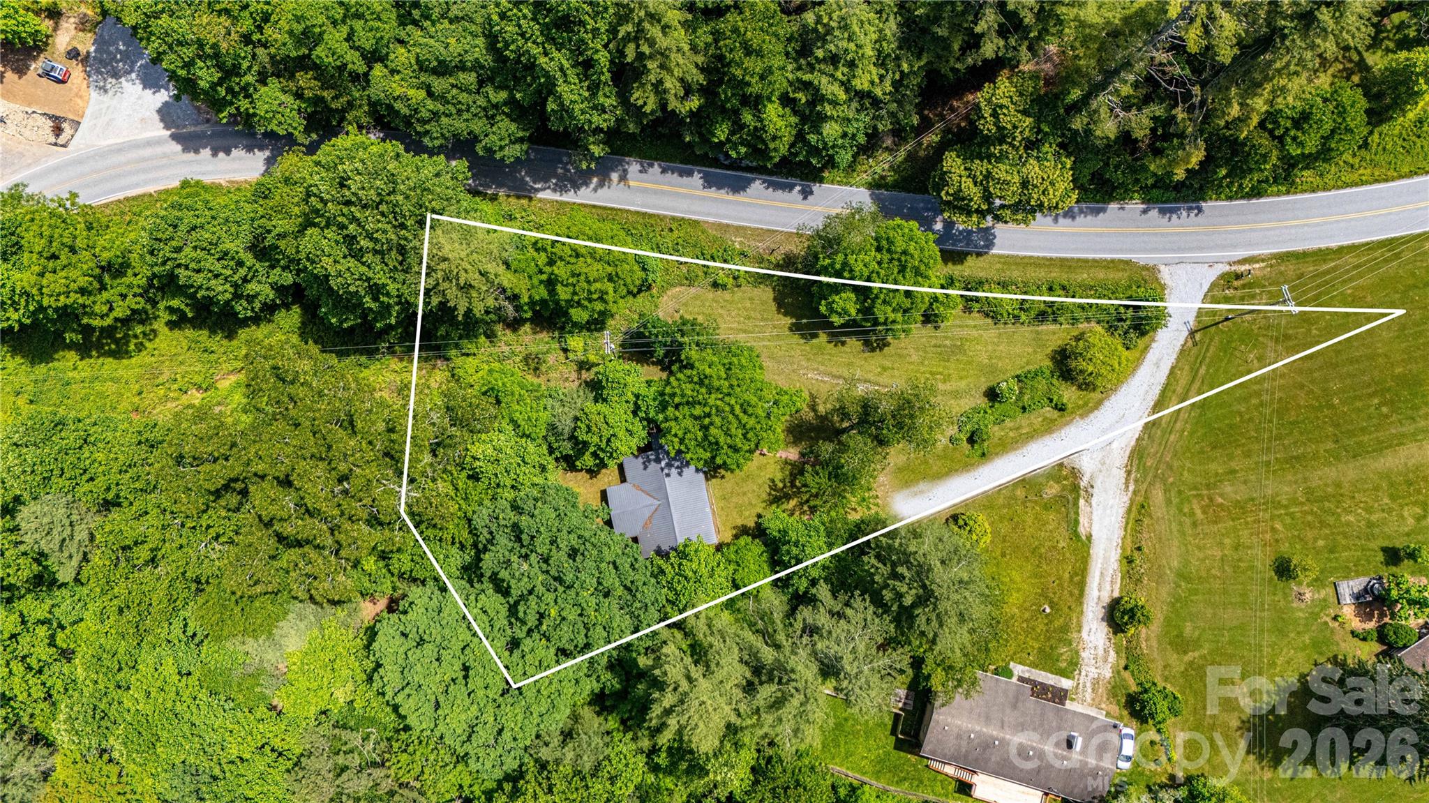 main property photo 4