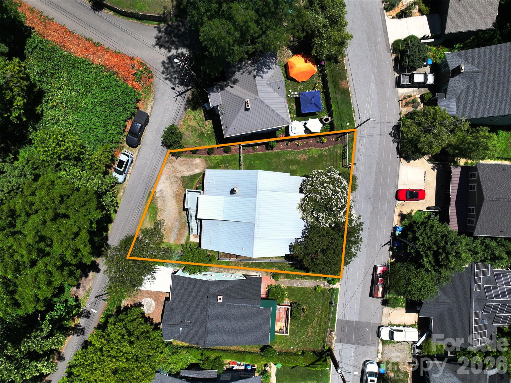 main property photo 35