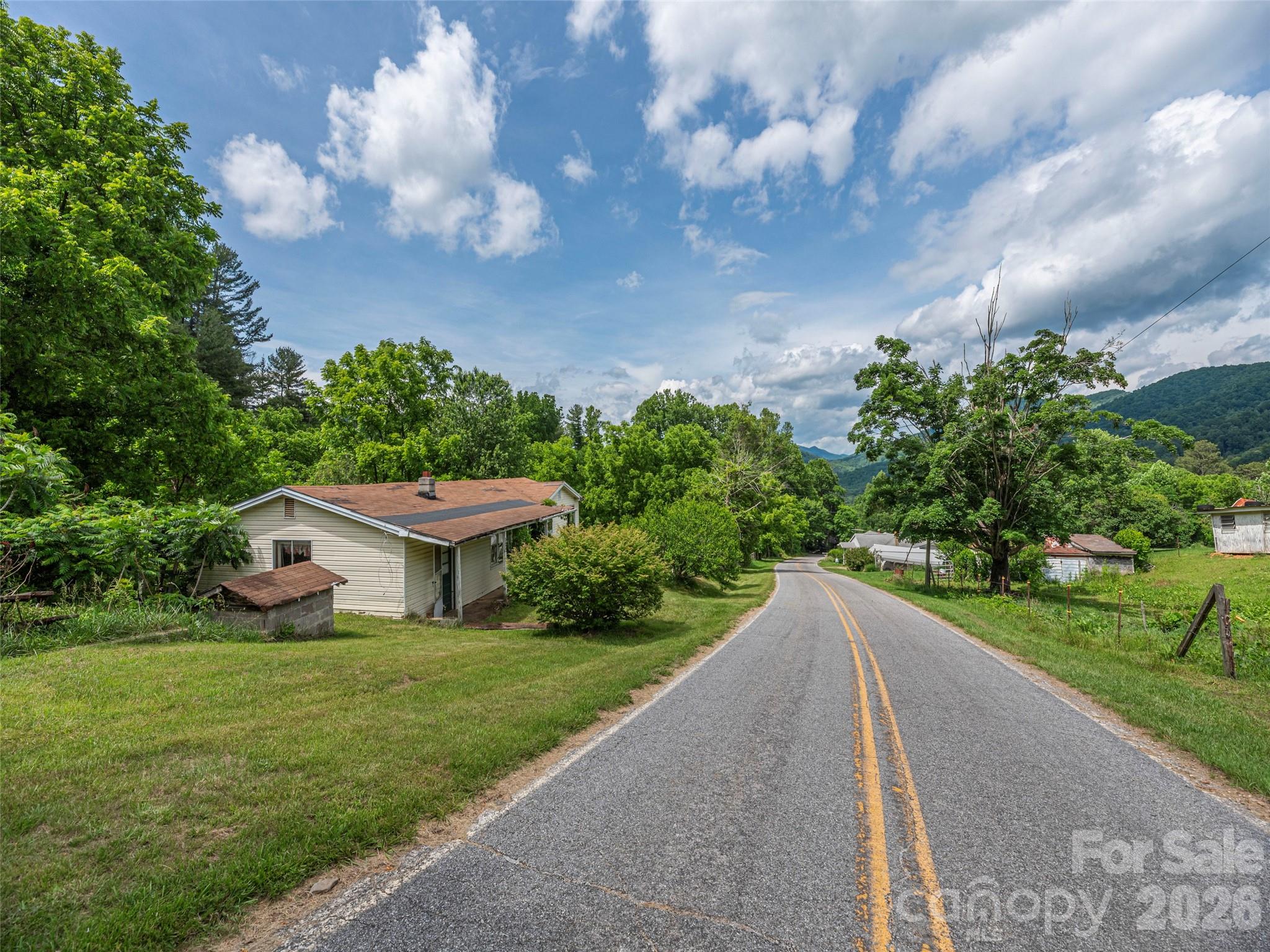 main property photo 16