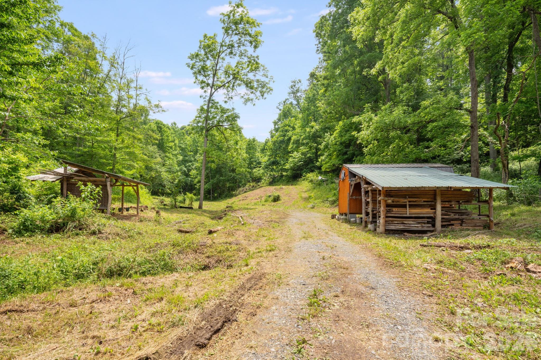 main property photo 12