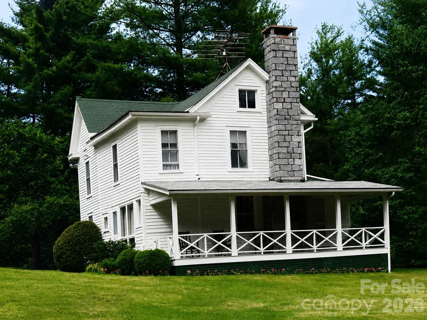 main property photo 3