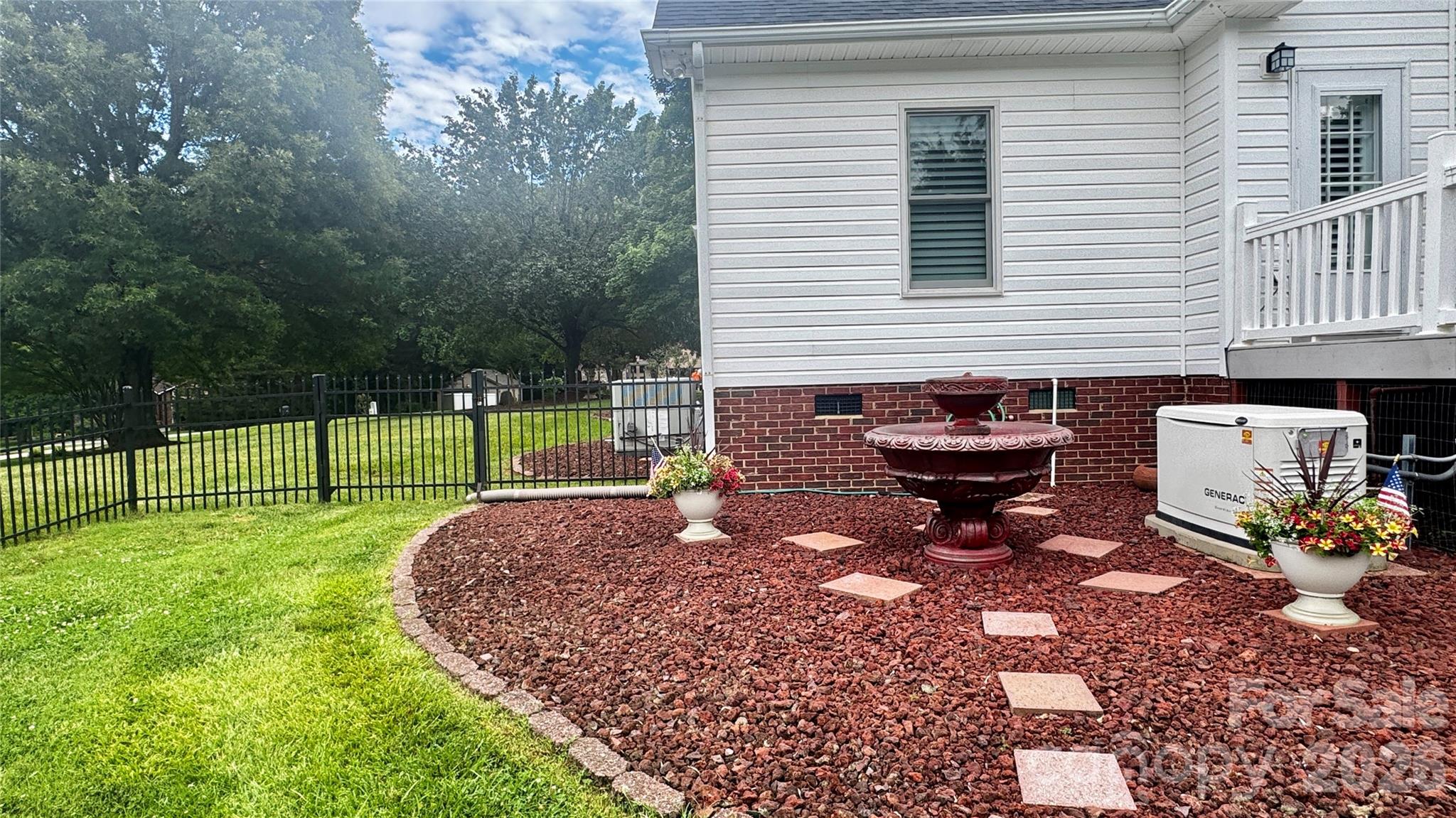 main property photo 32