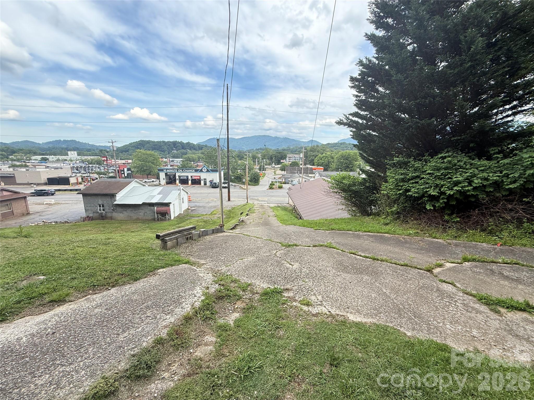 main property photo 7
