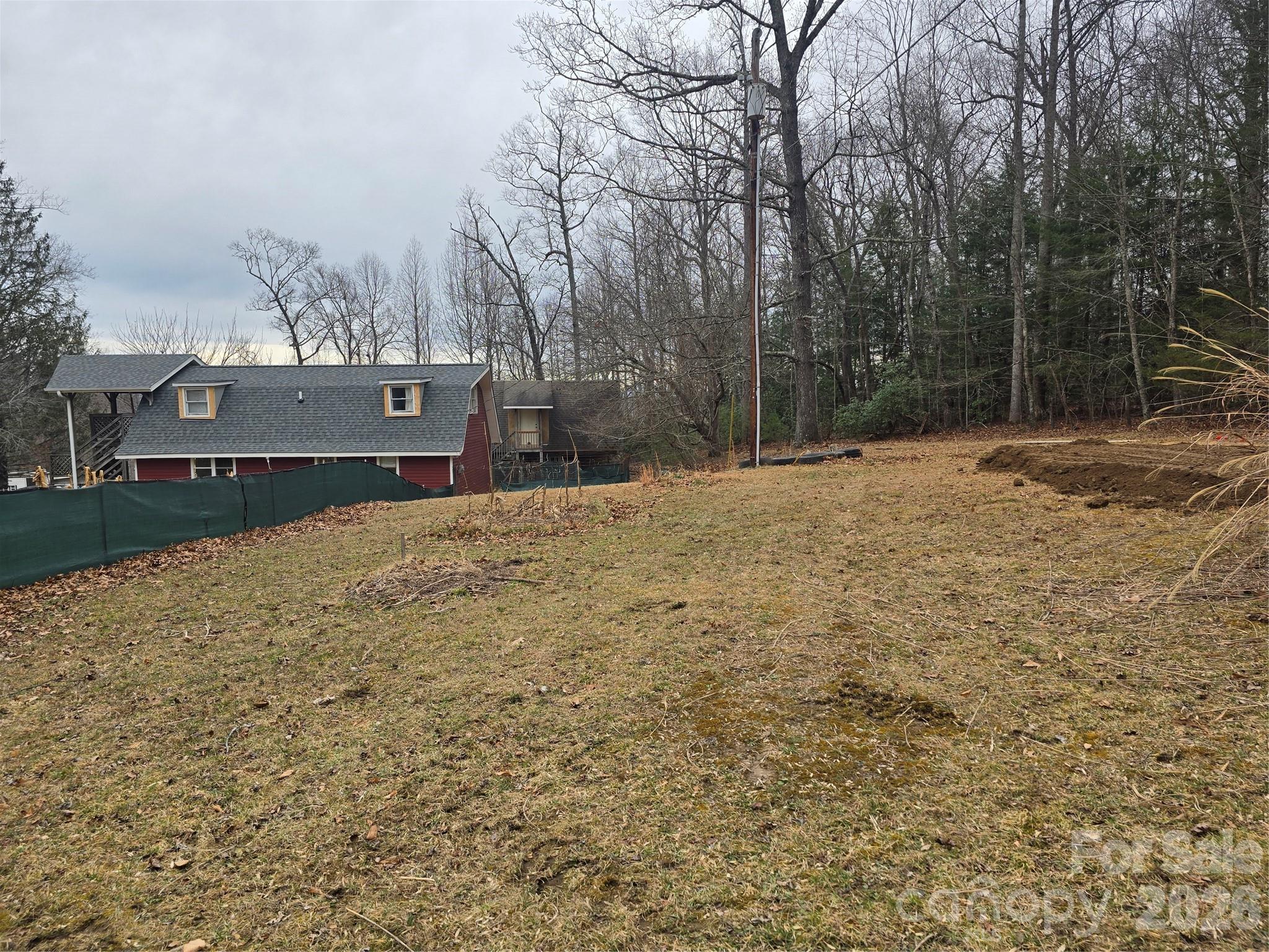 main property photo 30