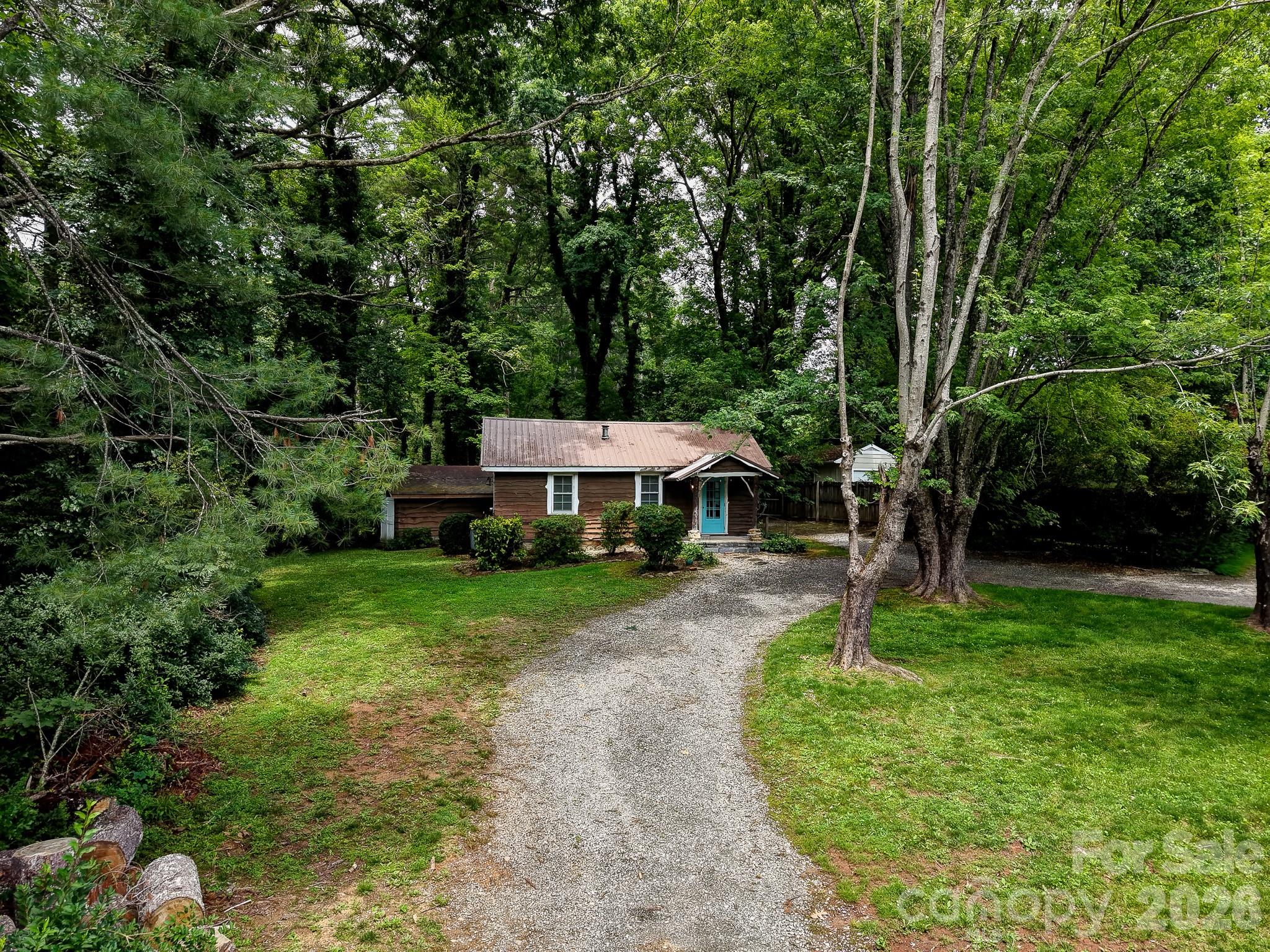 main property photo 25