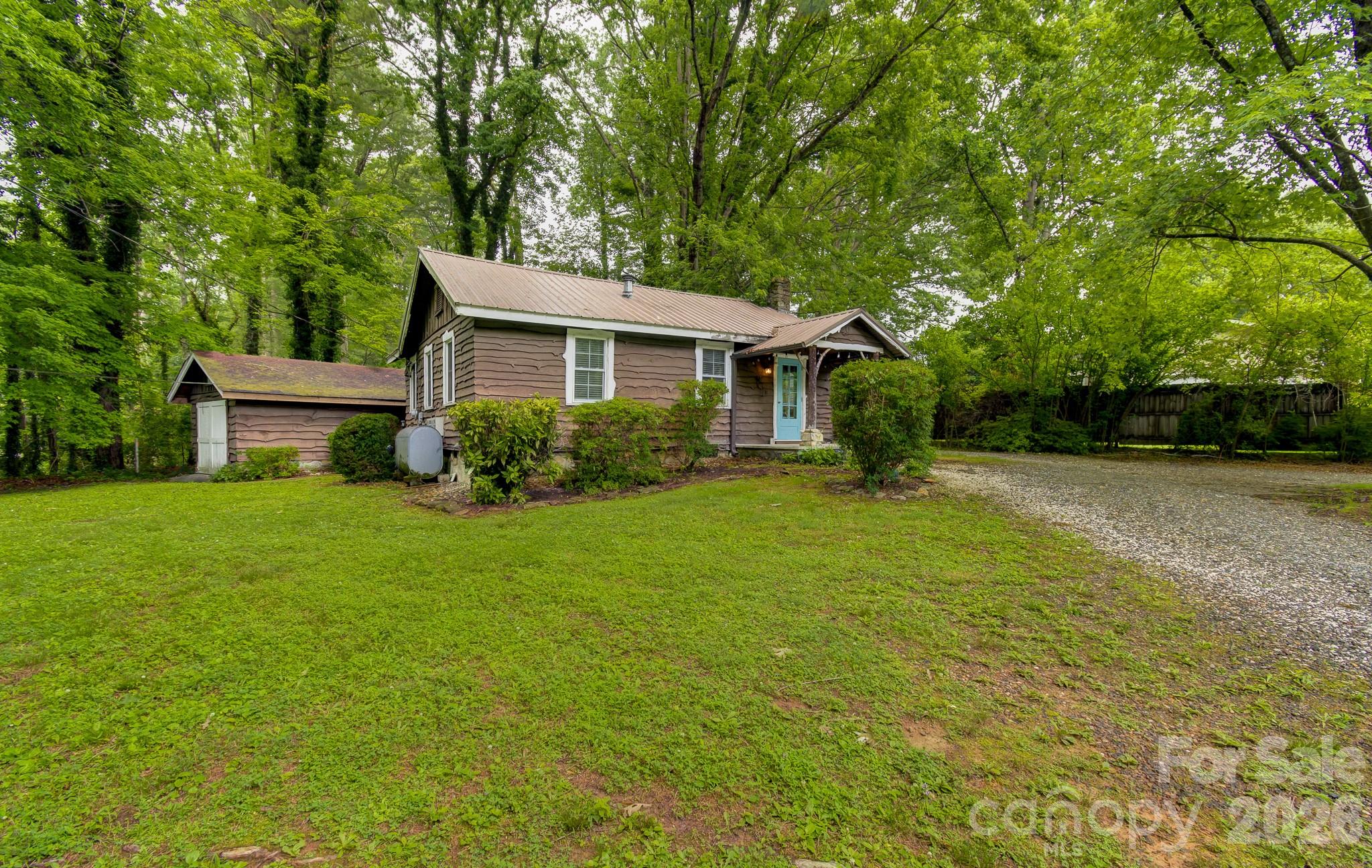 main property photo 30