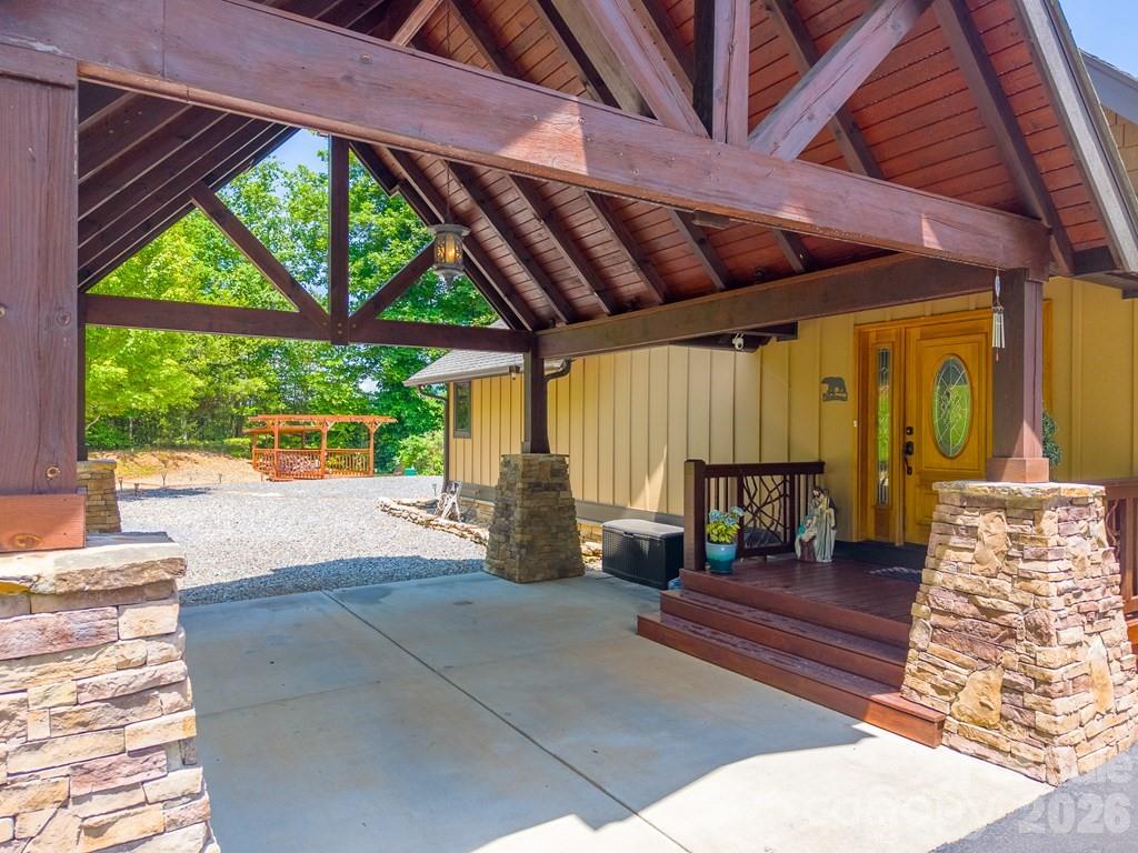 main property photo 36