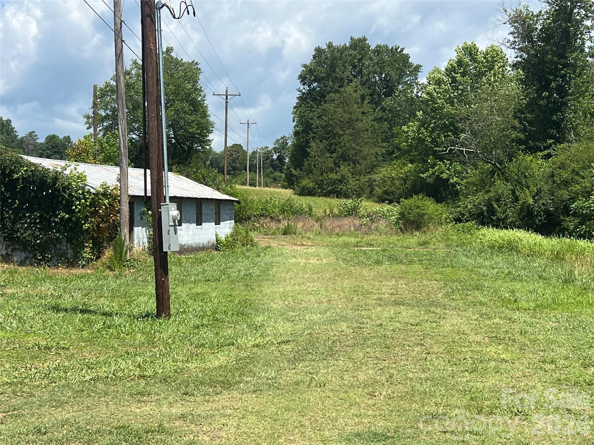 main property photo 23