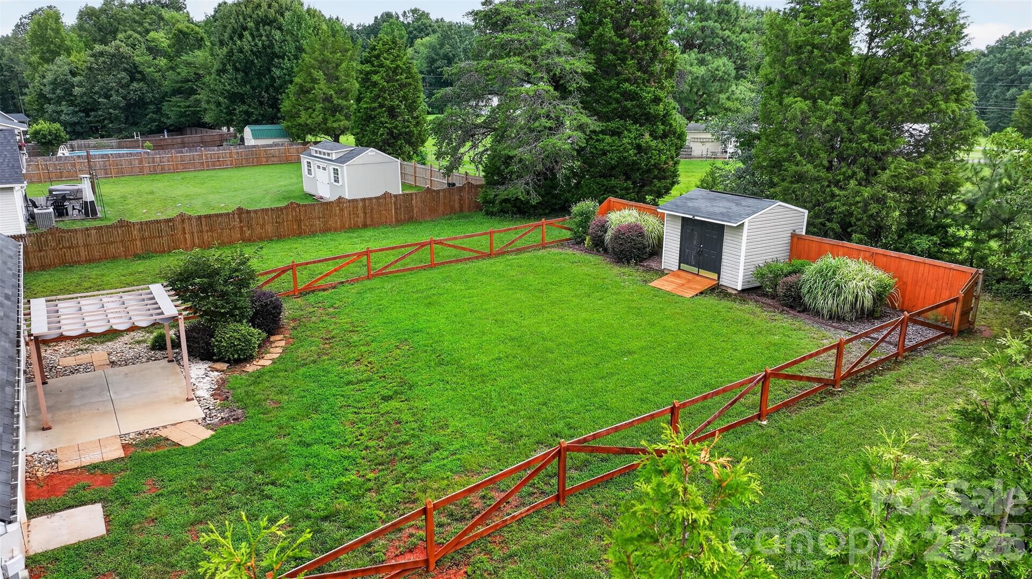 main property photo 27