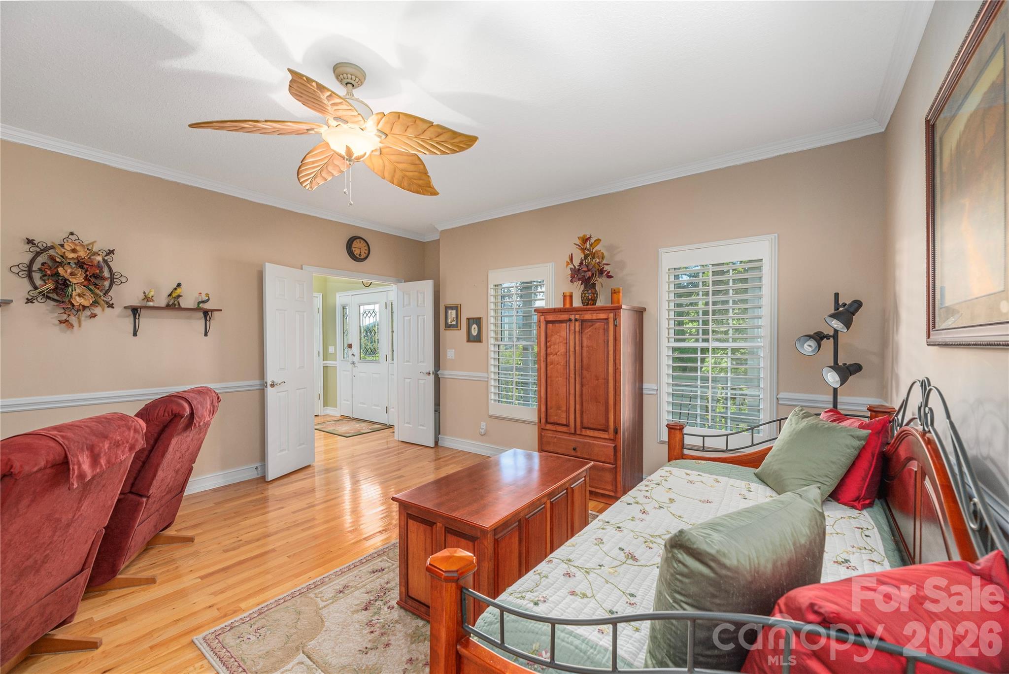 main property photo 25