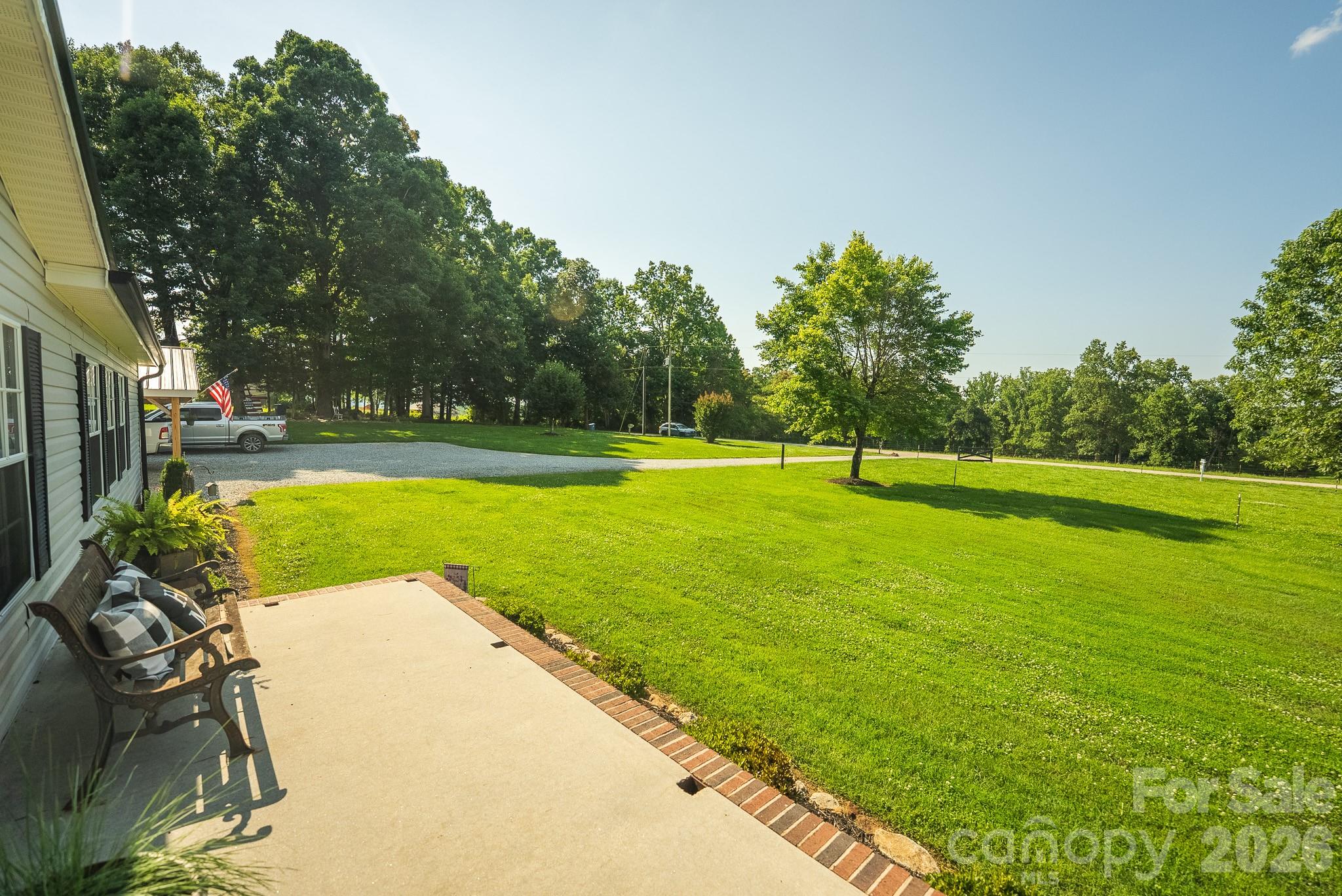 main property photo 24
