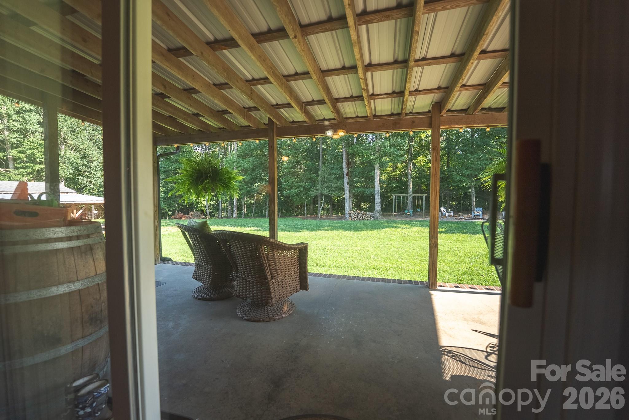 main property photo 38